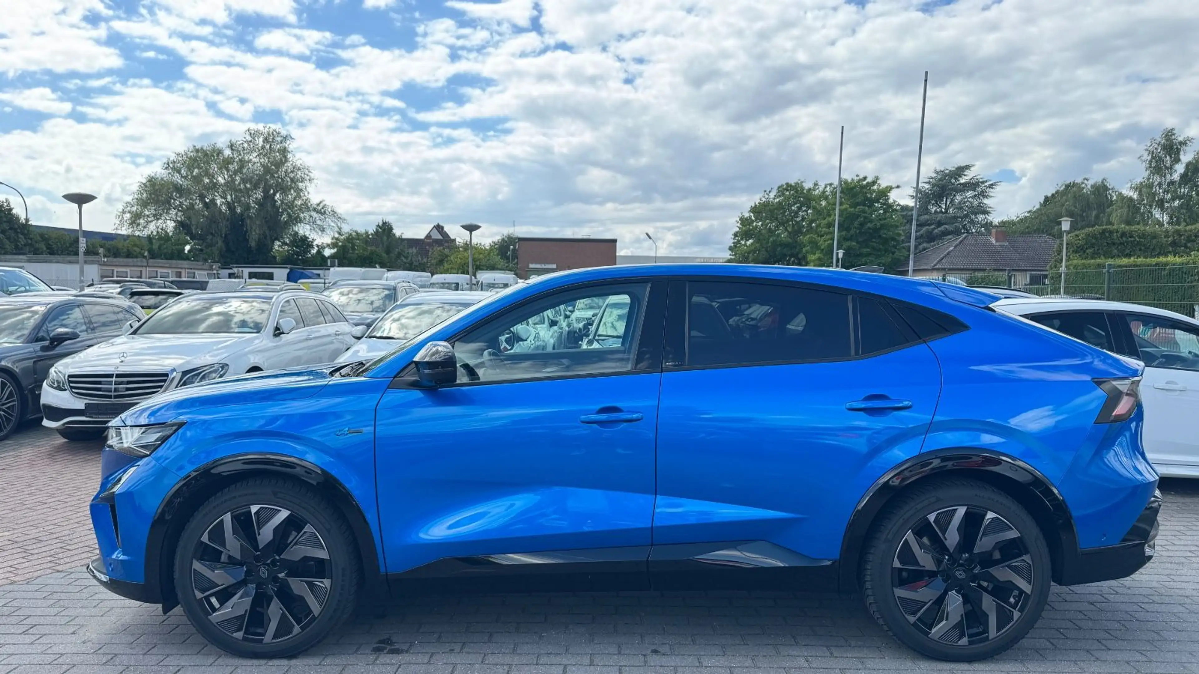 Renault Rafale Hybrid E-Tech 4x4 300 PHEV Esprit Alpine — photo 5