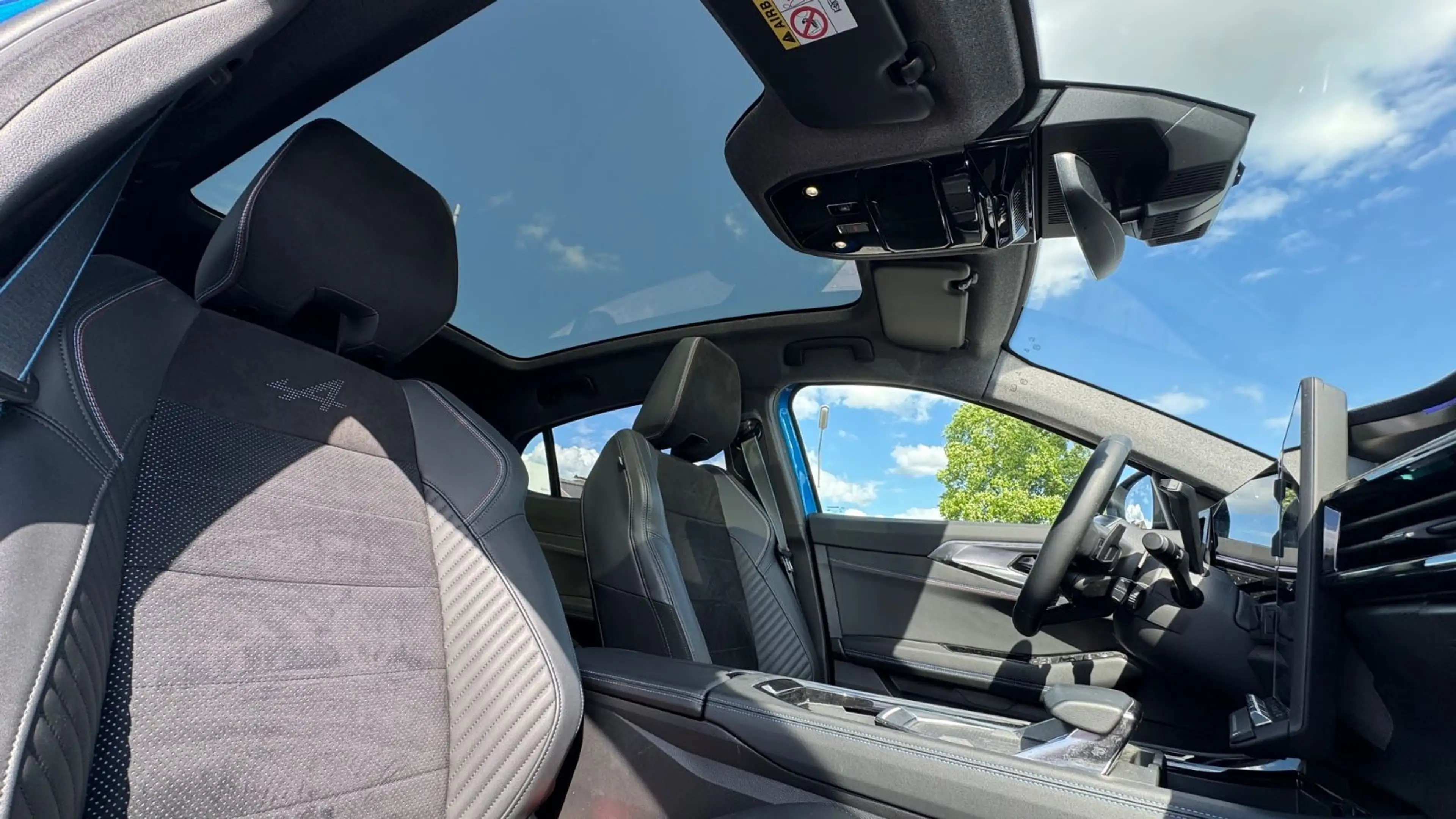 Renault Rafale Hybrid E-Tech 4x4 300 PHEV Esprit Alpine — photo 14
