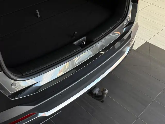 Kia Sorento view 8