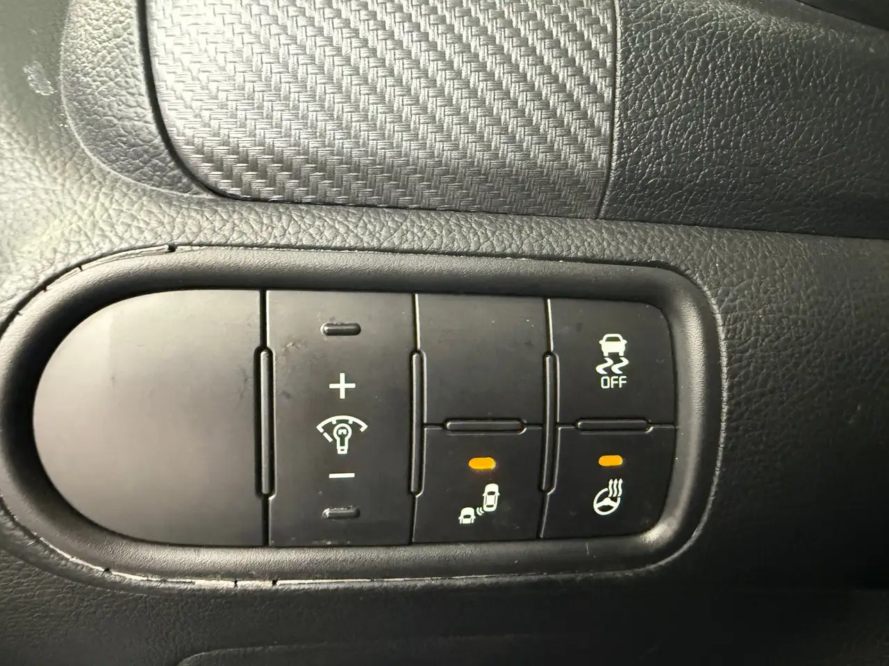 Kia Forte снимка Kia Forte