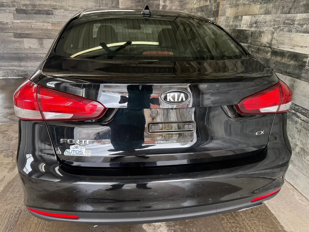 Kia Forte снимка Kia Forte
