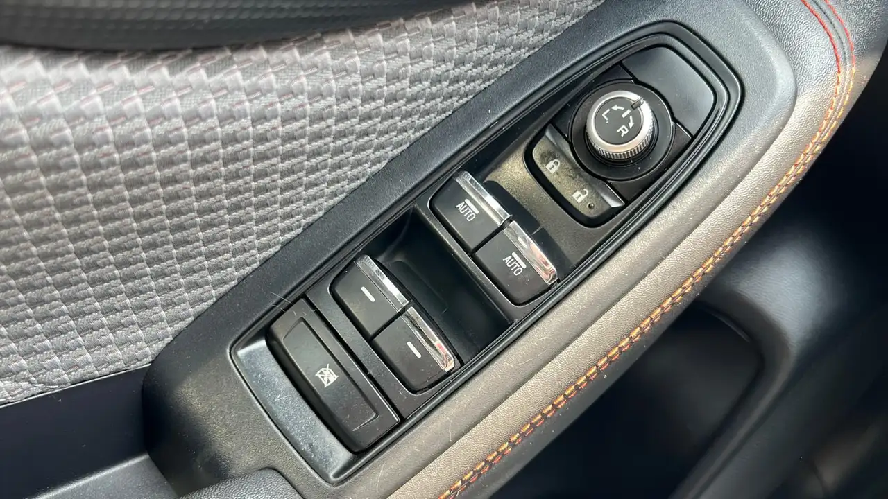 Subaru Forester снимка Subaru Forester