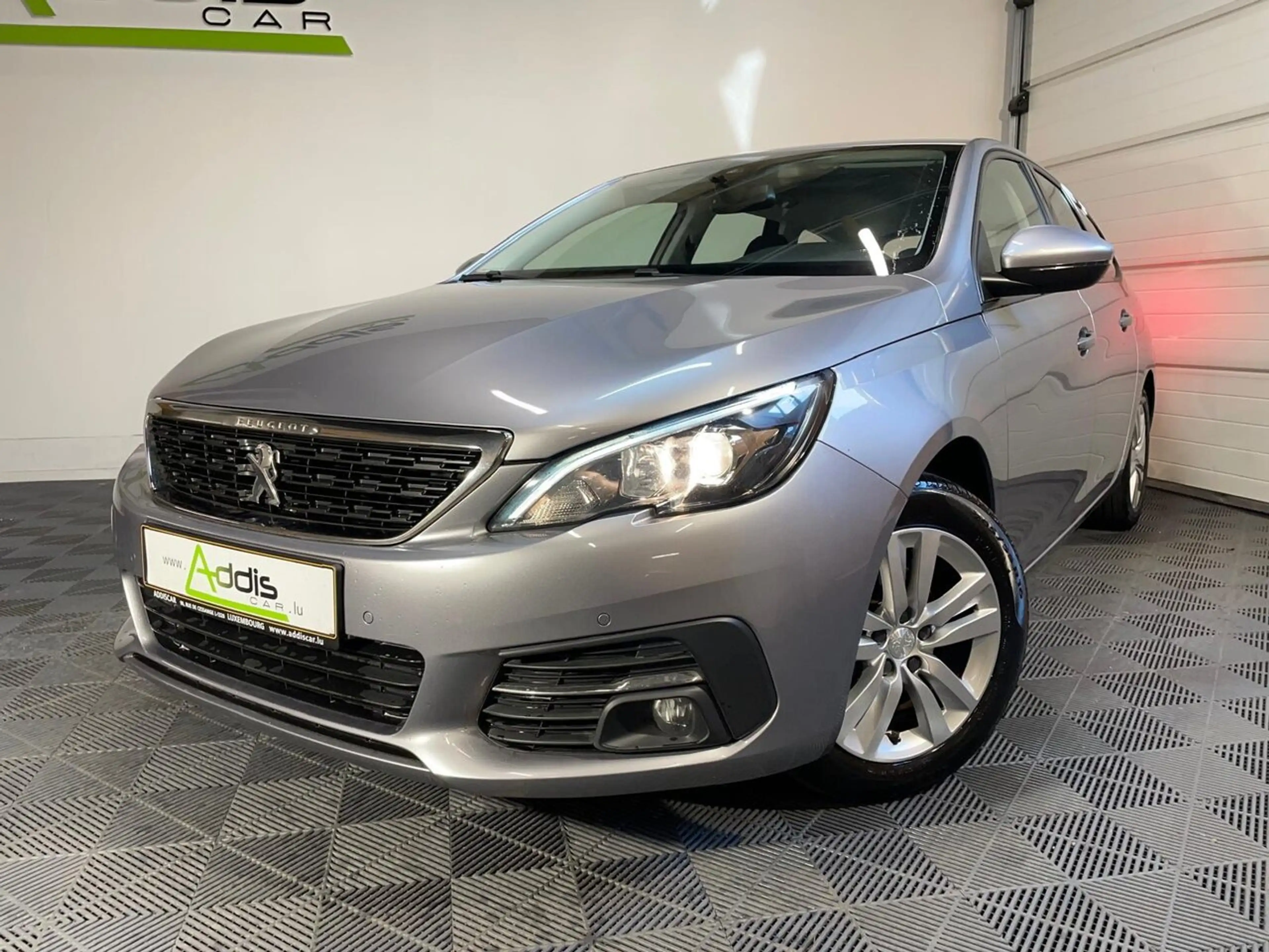 Peugeot 308 SW 1.5 BlueHDI 130 ACTIVE EAT8 GPS CARPLAY — photo 15