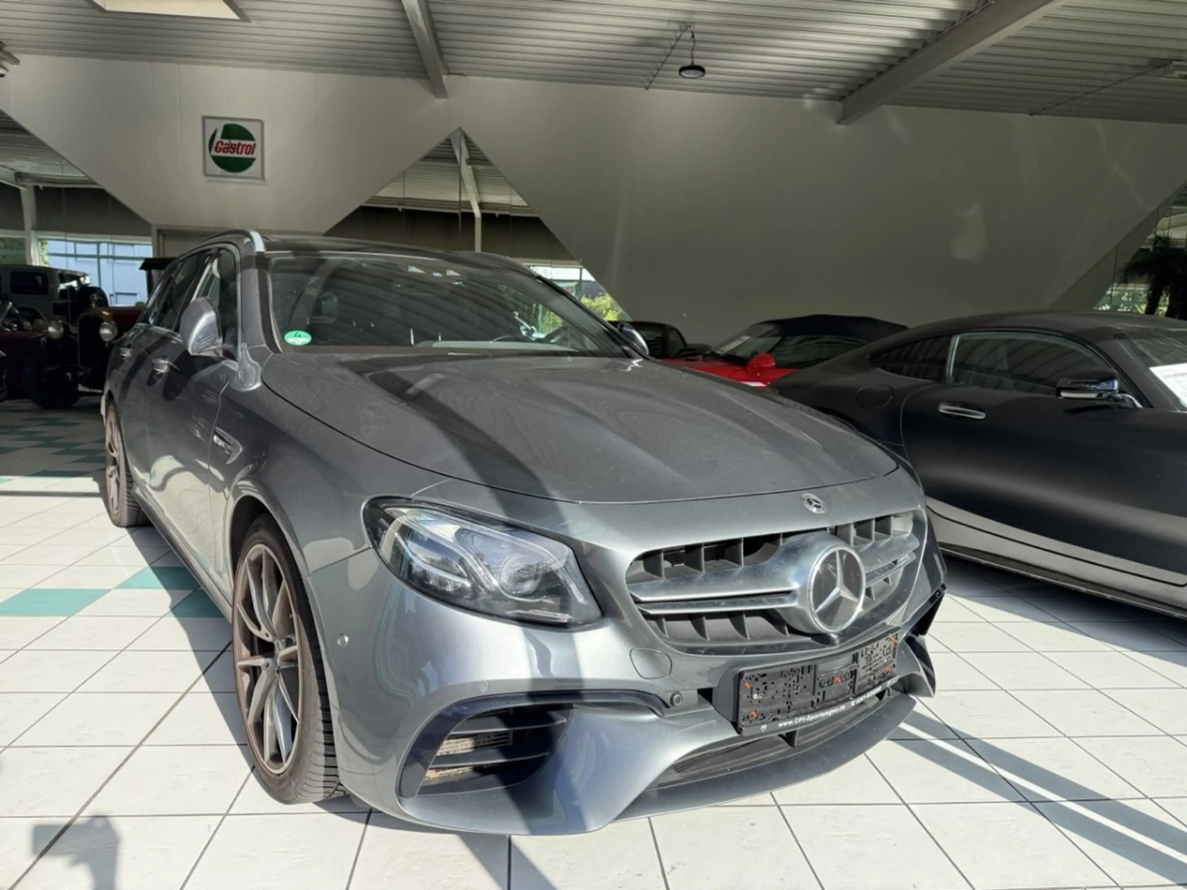 Mercedes-Benz E 63 AMG 4MATIC — photo 2