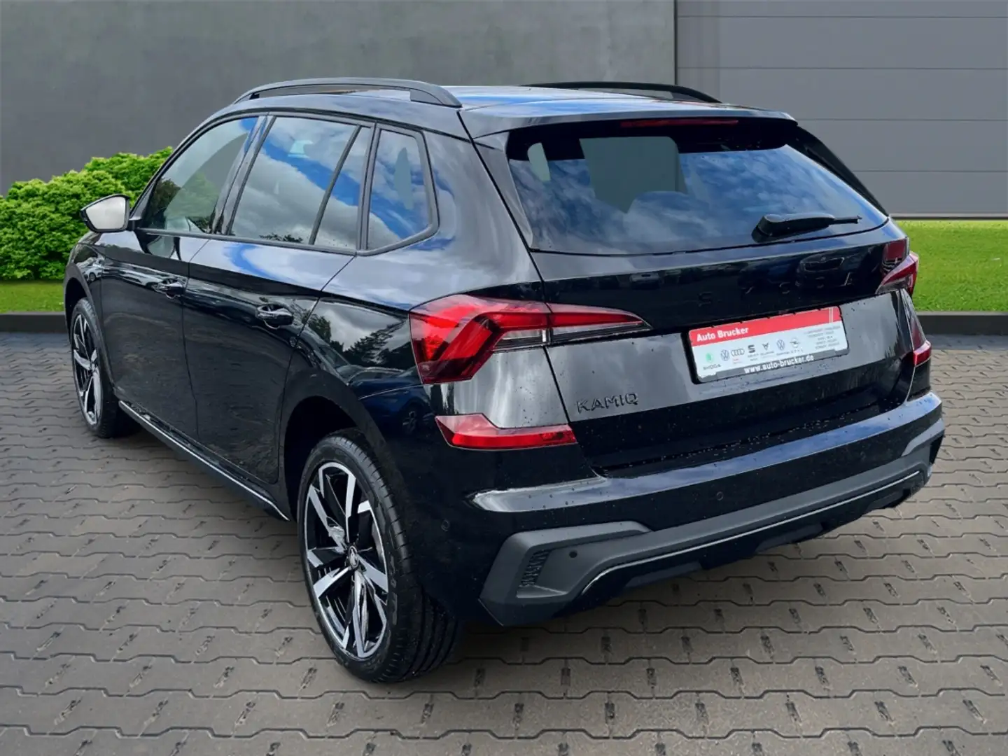 Skoda Kamiq Monte Carlo 1.5 TSI+Anhängerkupplung+Alufelgen+LED Schwarz - 2