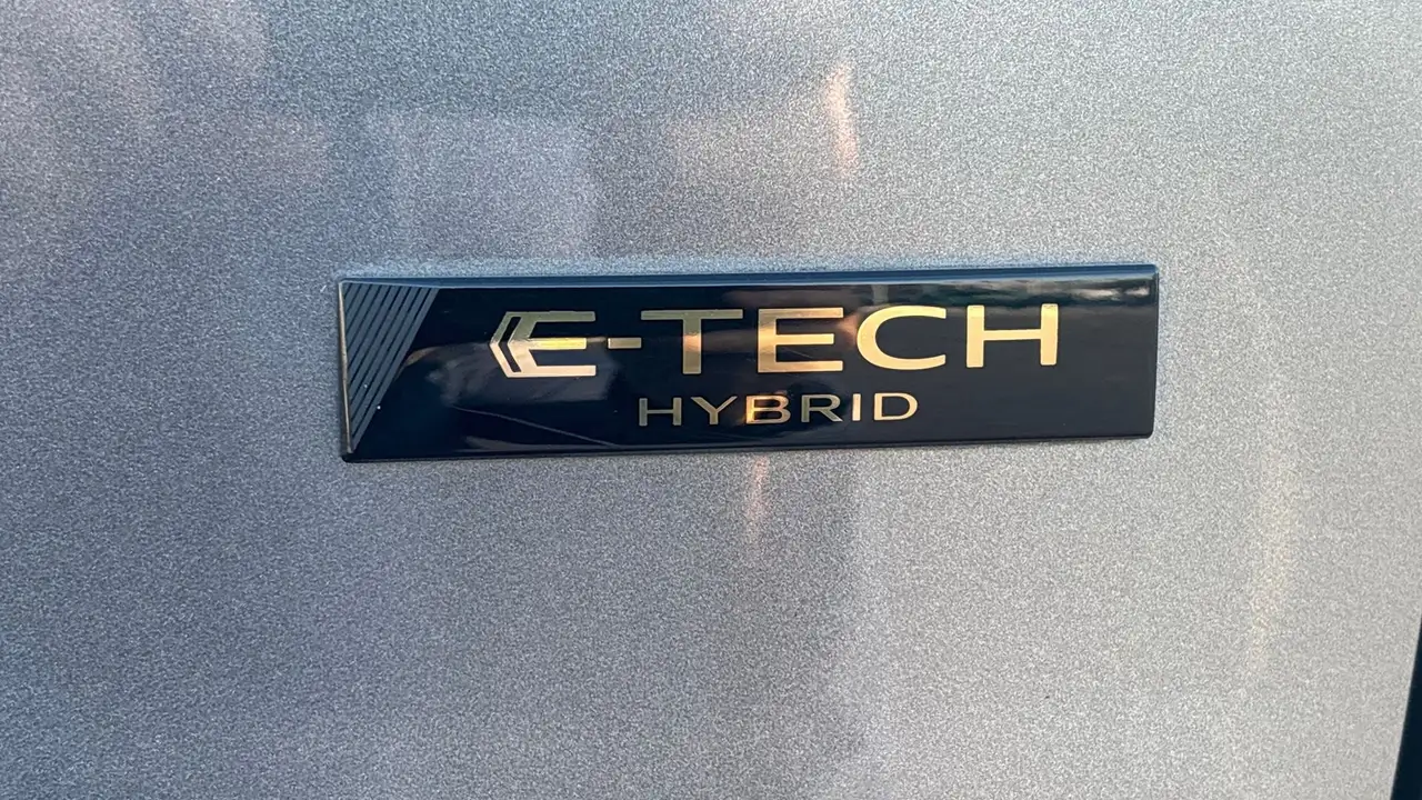 Renault Austral 2023 1.2 E-Tech full hybrid 200cv Techno Auto 23