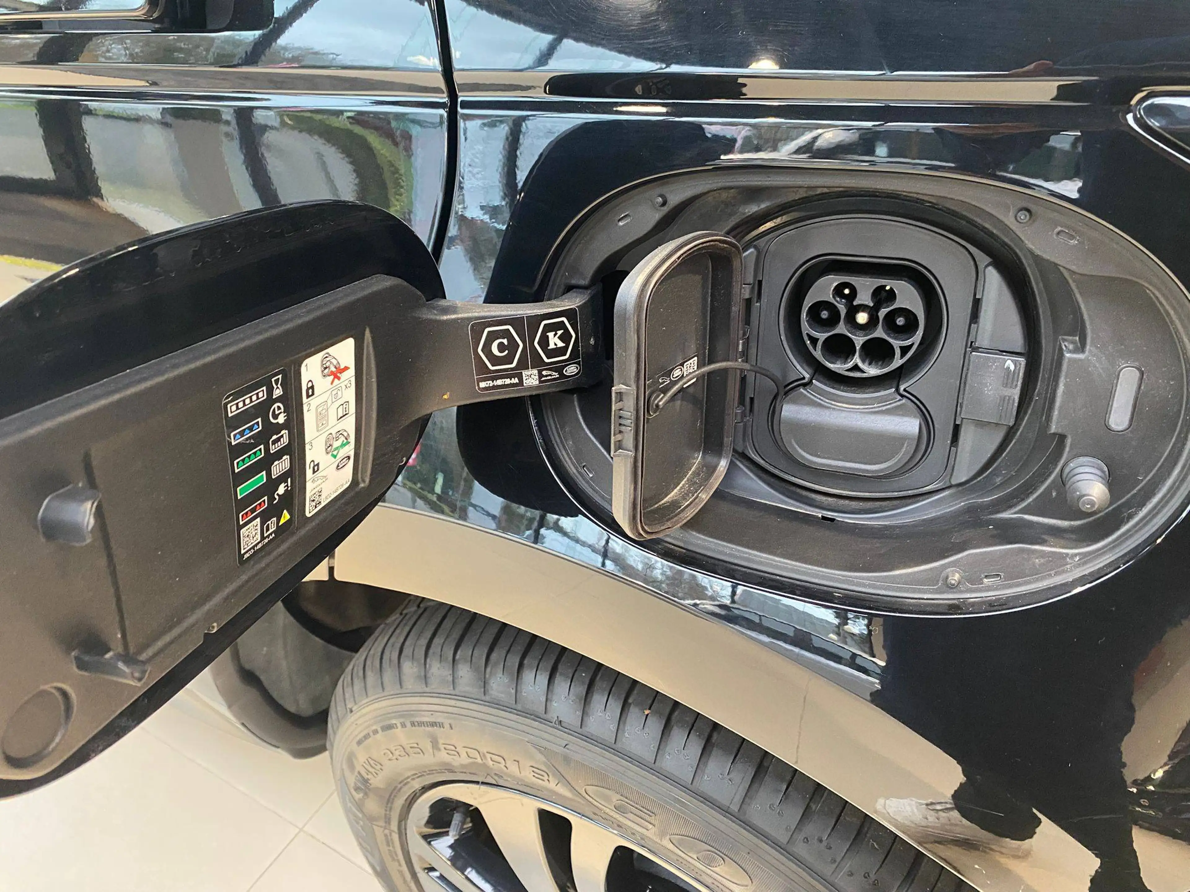 Land Rover Range Rover Evoque Evoque 1.5 PHEV 4WD P300E R-Dynamic -€5.750 Korting!!! — photo 8