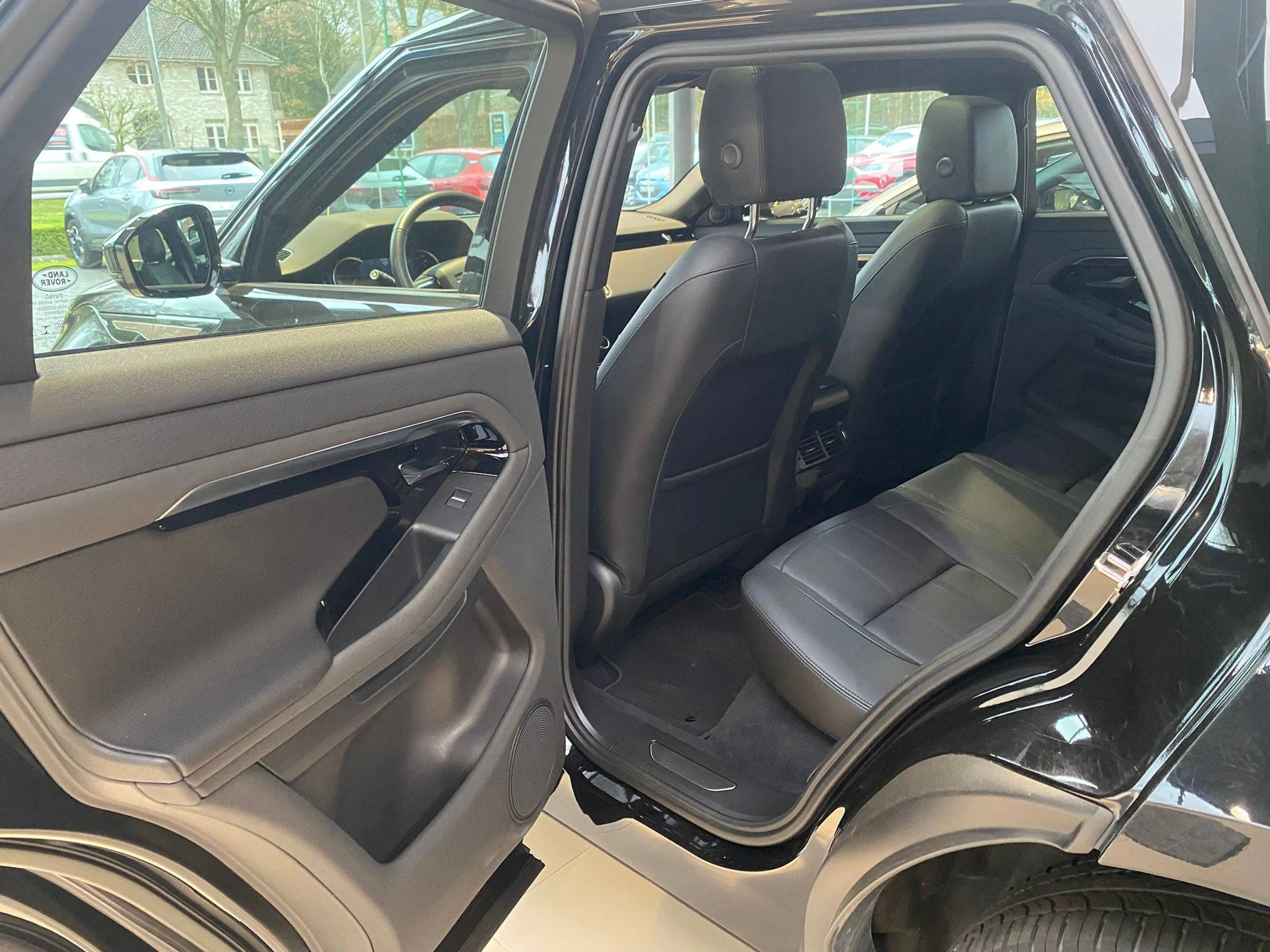 Land Rover Range Rover Evoque Evoque 1.5 PHEV 4WD P300E R-Dynamic -€5.750 Korting!!! — photo 9