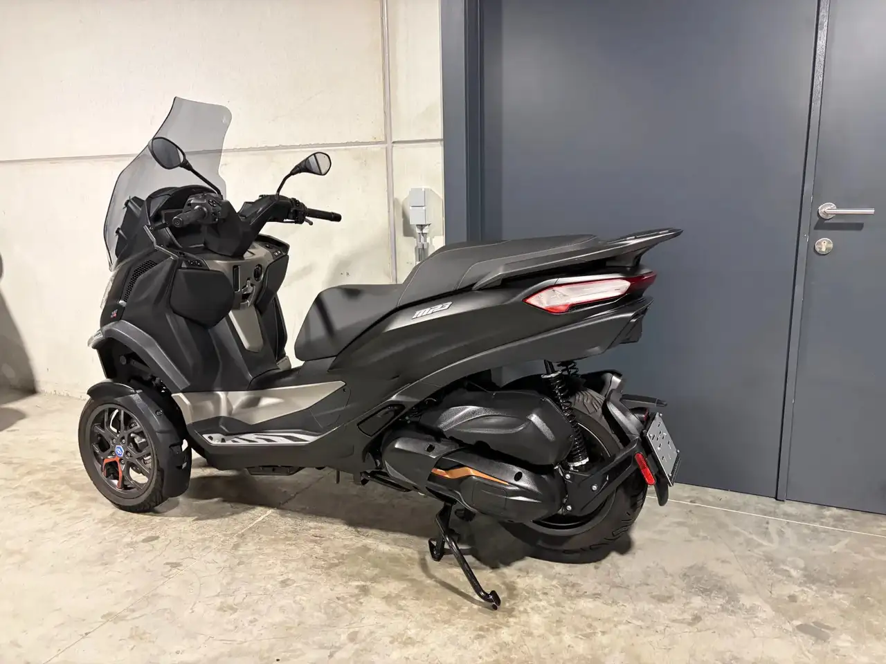 Piaggio MP3 530