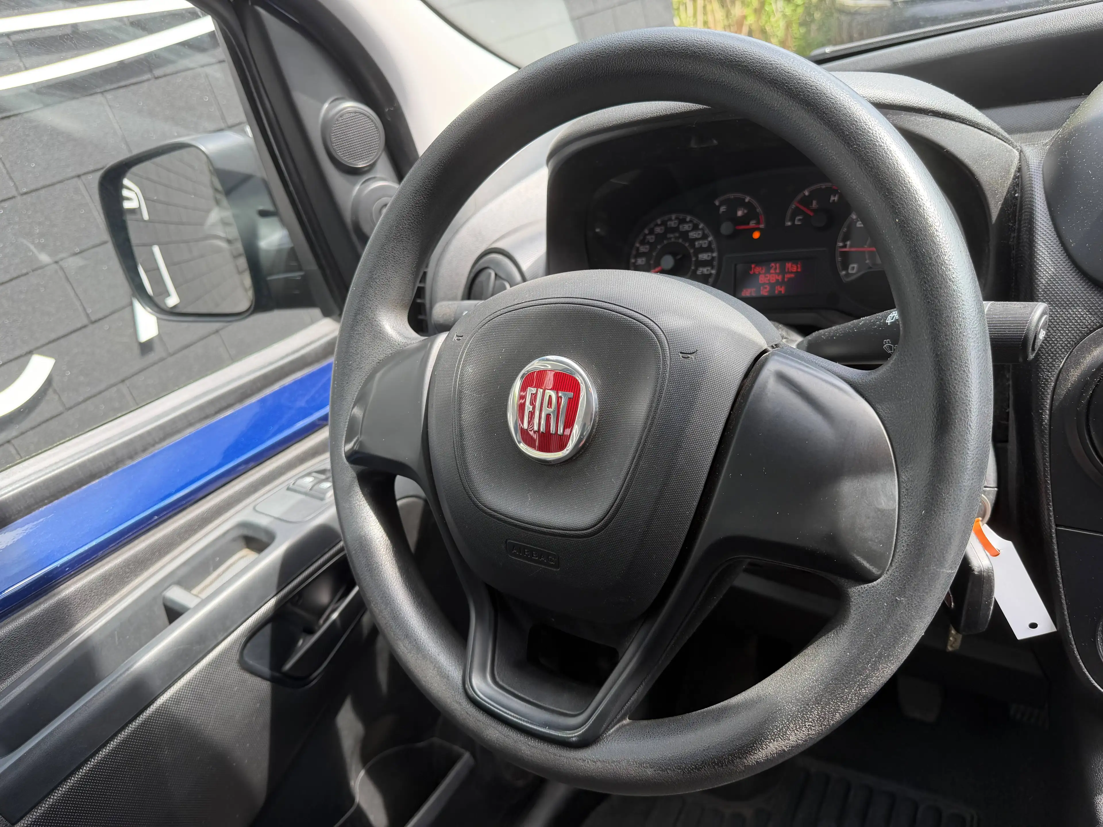 Fiat Qubo 1.4i+AIRCO+DEGATS CARROSSERIE VOIR PHOTOS+EURO 6B — photo 14