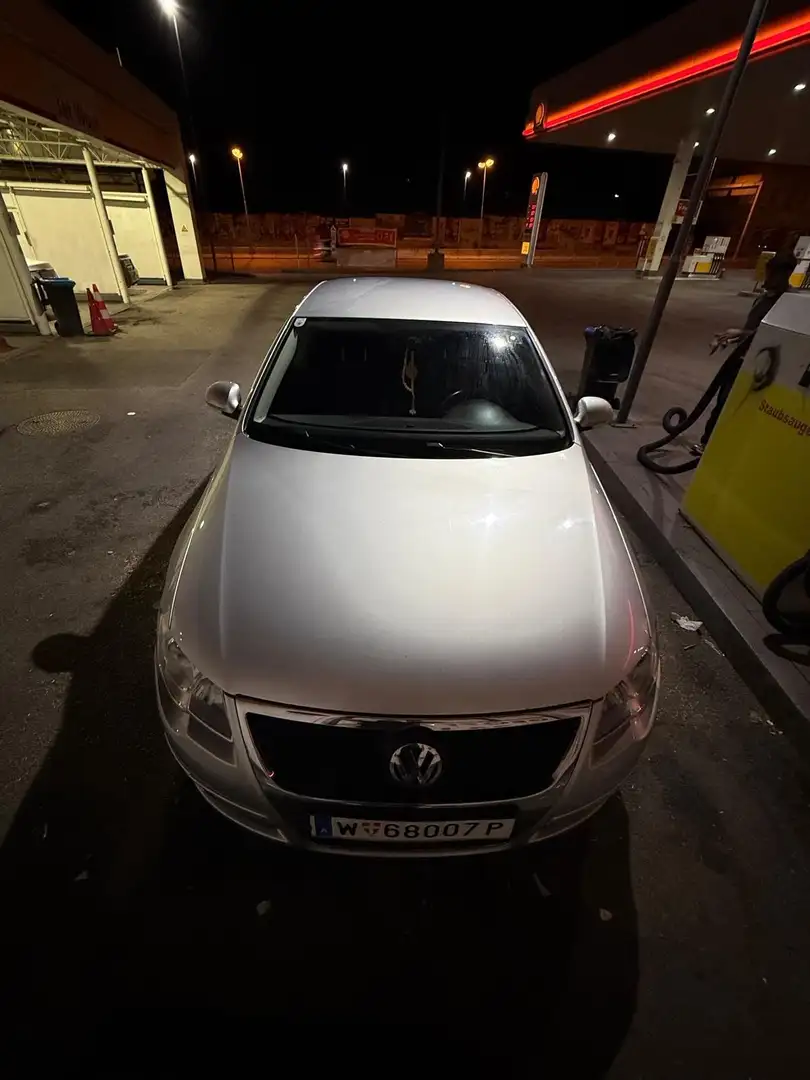 Volkswagen Passat Comfortline 2,0 TDI DPF 4Motion - 2