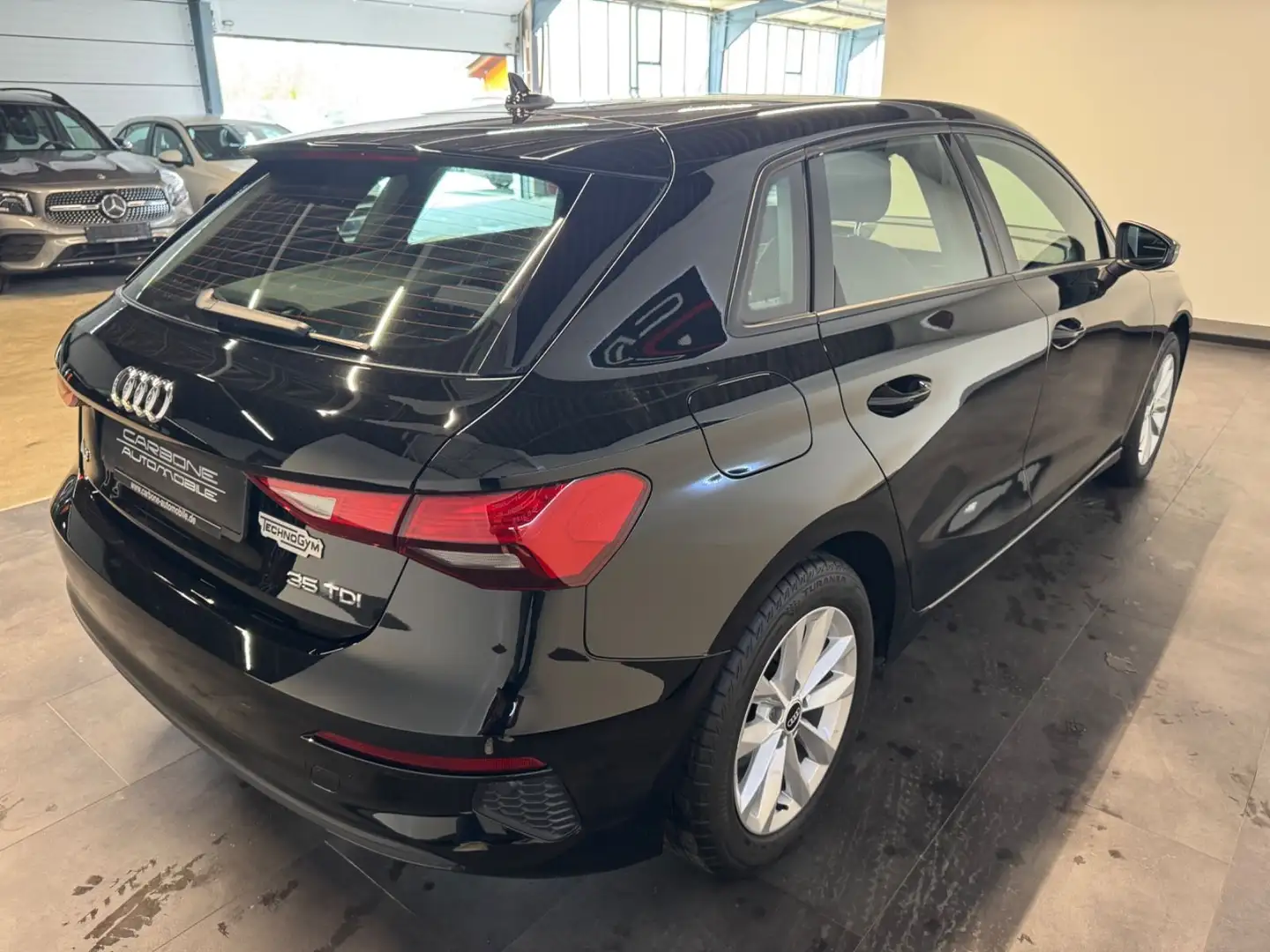 Audi A3 Sportback 35 TDI S tronic*Virtual+ACC+Kamera* Schwarz - 2