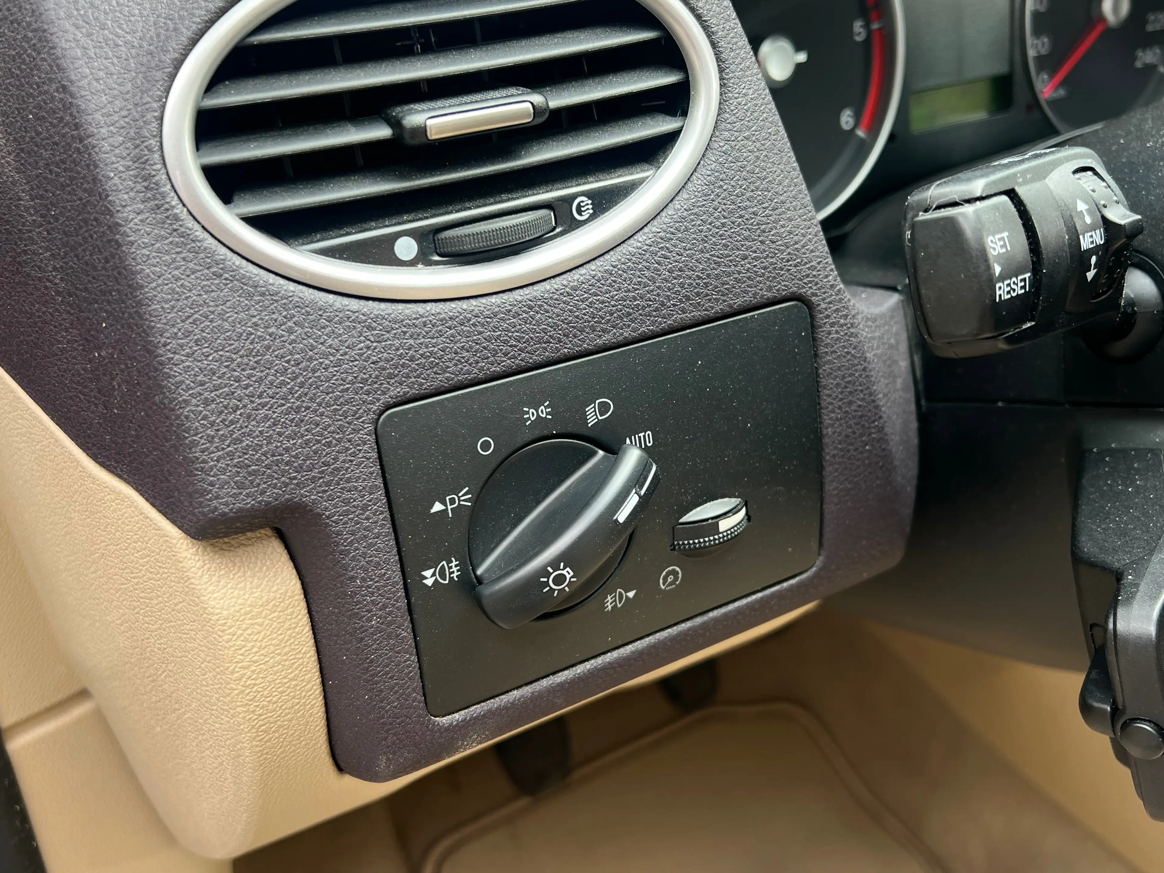 Ford Focus CC 2.0 TDCi Titanium • Cabrio • Leder • Xenon — photo 14