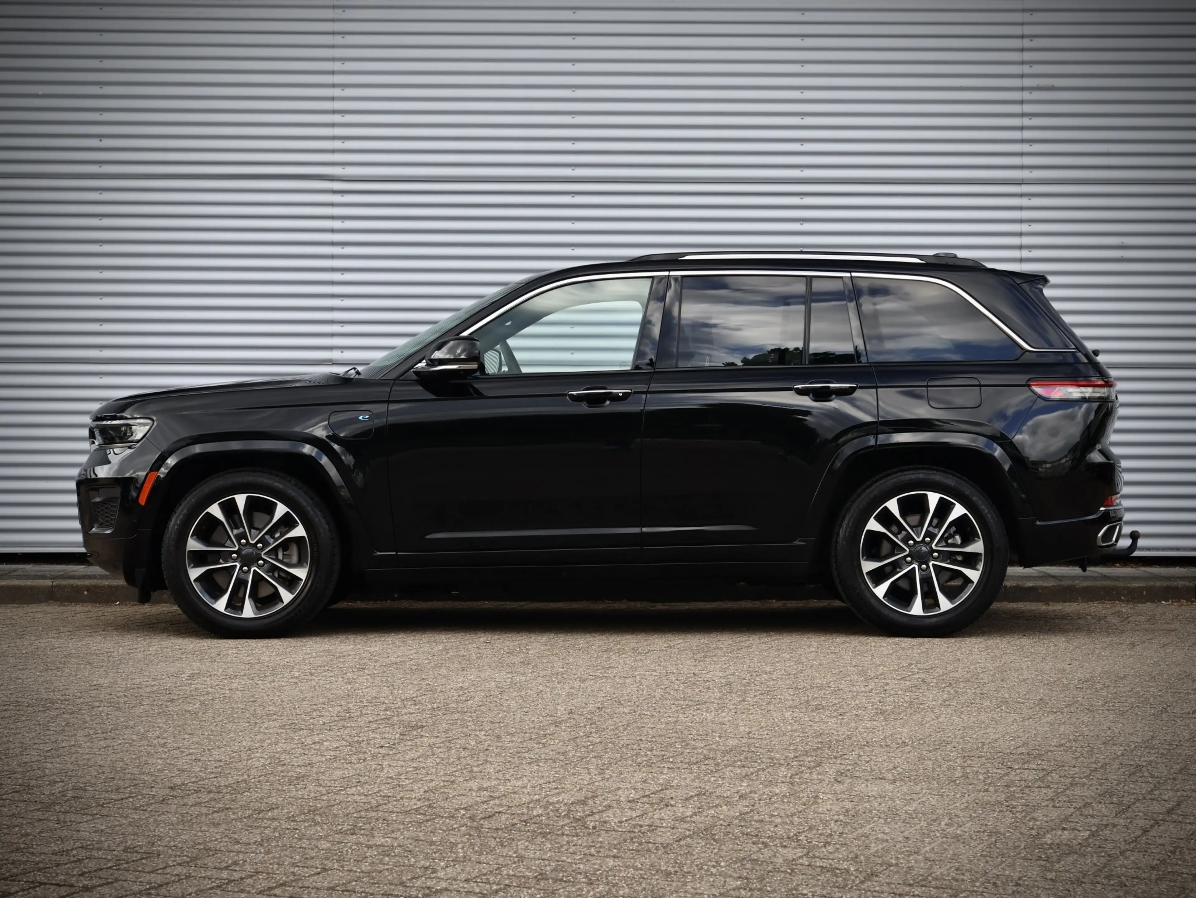 Jeep Grand Cherokee 2.0 Hybride | SOH 96% | Overland | Full Option | P — photo 11