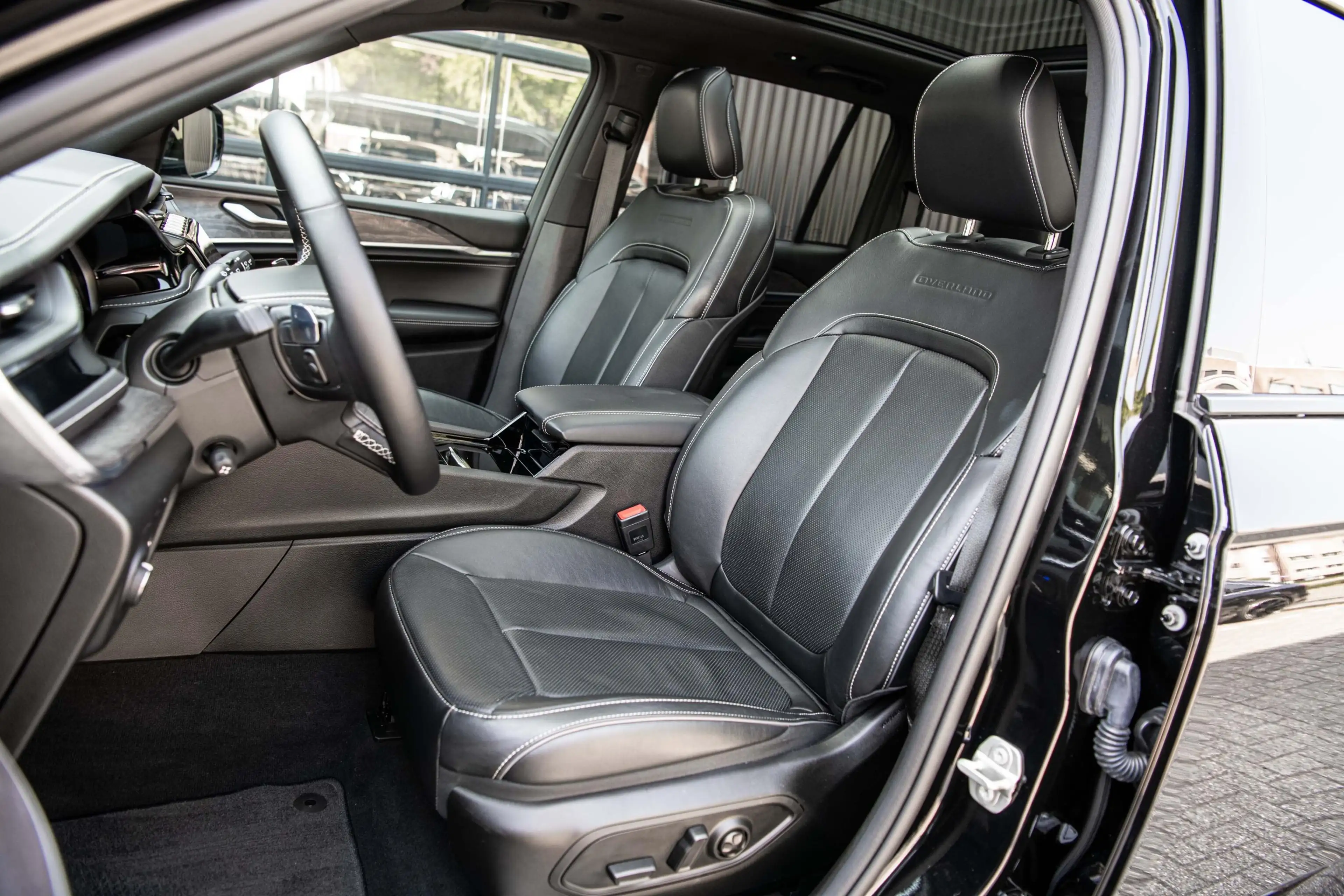 Jeep Grand Cherokee 2.0 Hybride | SOH 96% | Overland | Full Option | P — photo 7