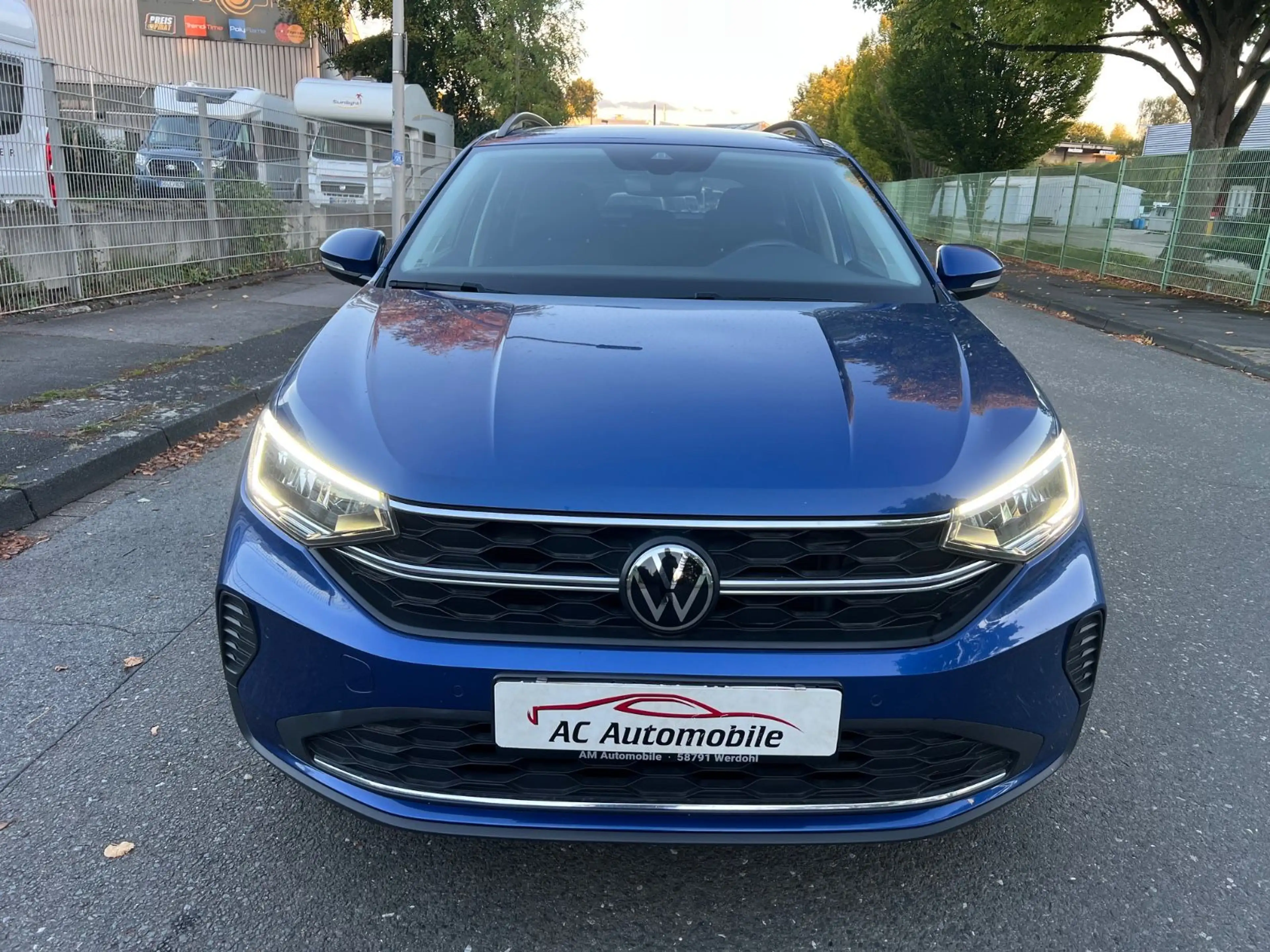 Volkswagen Taigo Life*Navi*Allwetterreifen*LED*Sitzheizung* — photo 3