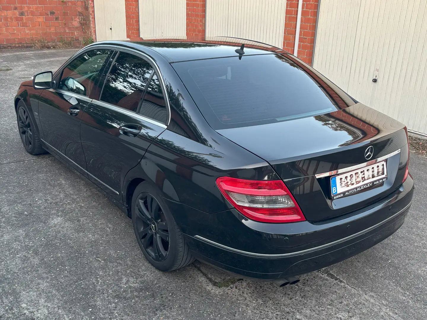 Mercedes-Benz C 200 C 200 CDI DPF BlueEFFICIENCY Elegance Zwart - 2