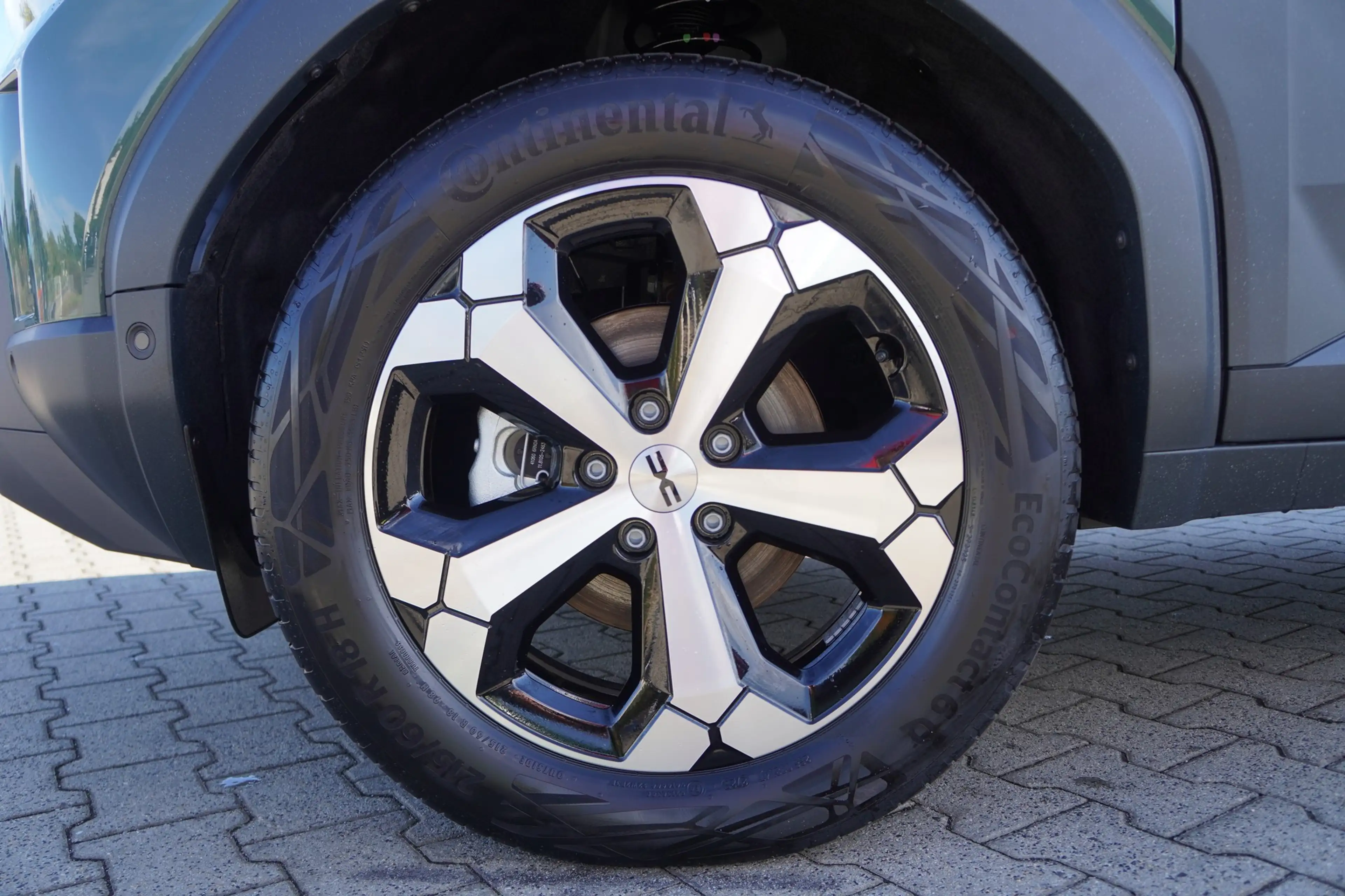 Dacia Duster Hybrid 155 Aut. LED ACC Navi — photo 10