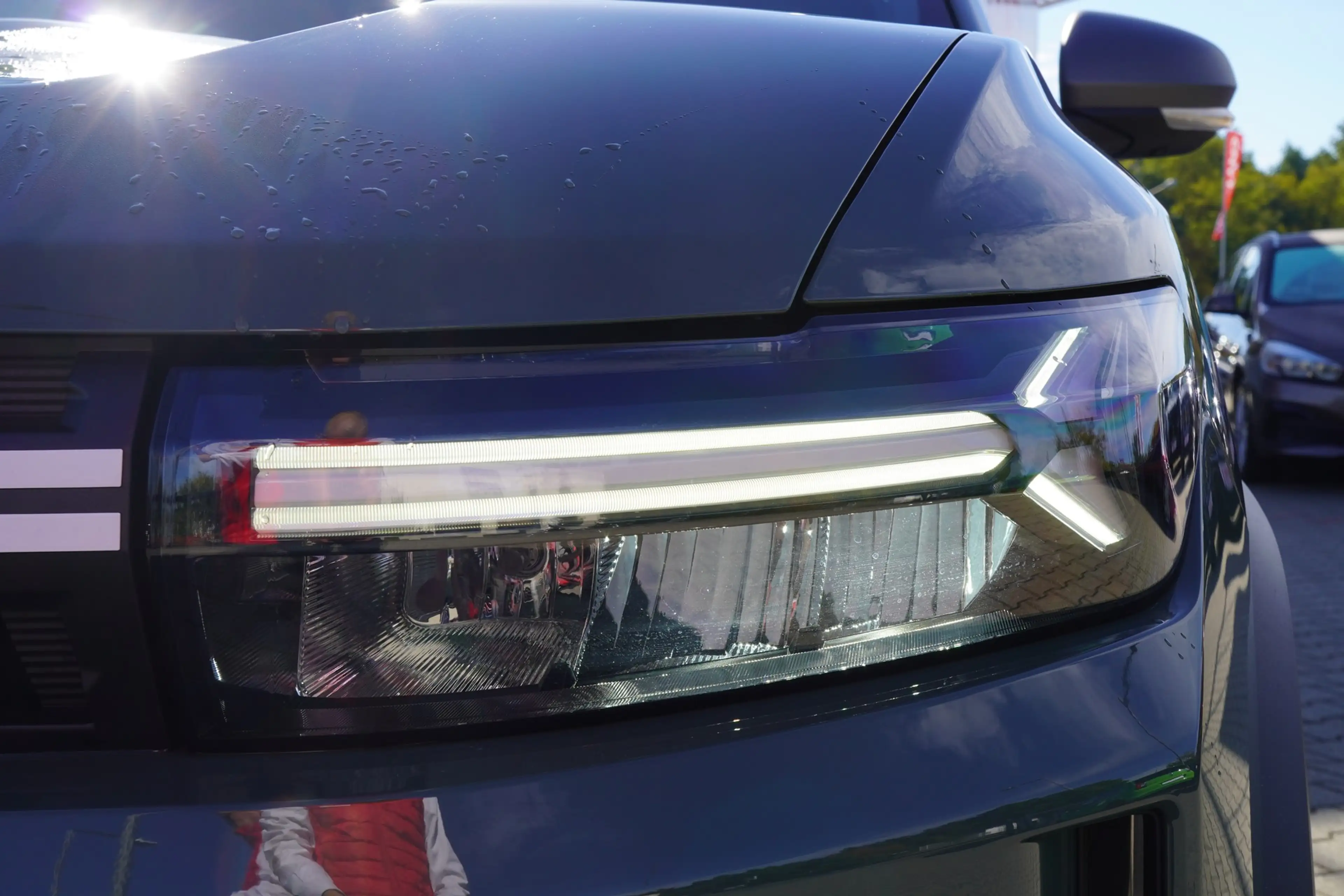 Dacia Duster Hybrid 155 Aut. LED ACC Navi — photo 11