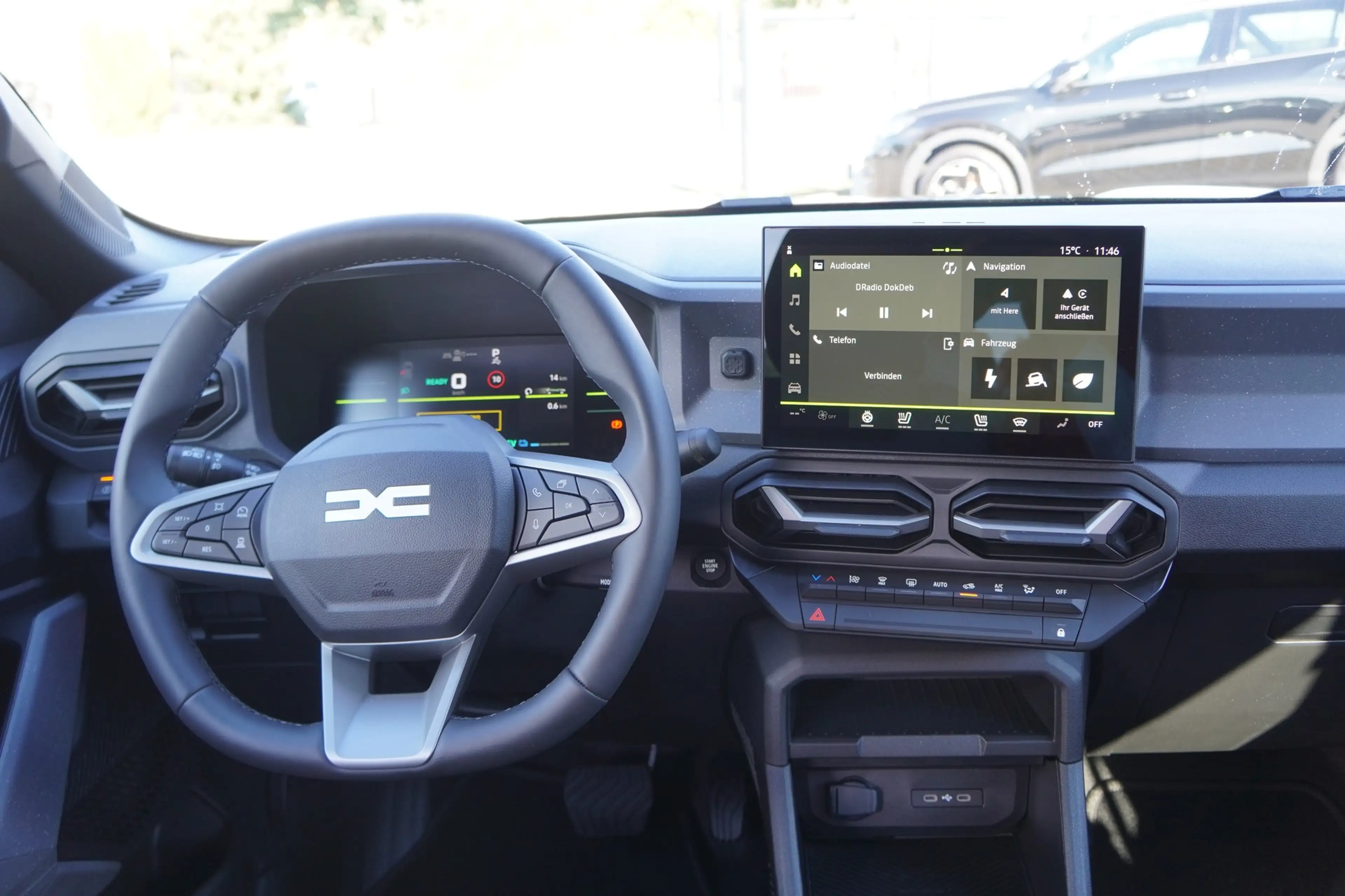 Dacia Duster Hybrid 155 Aut. LED ACC Navi — photo 14