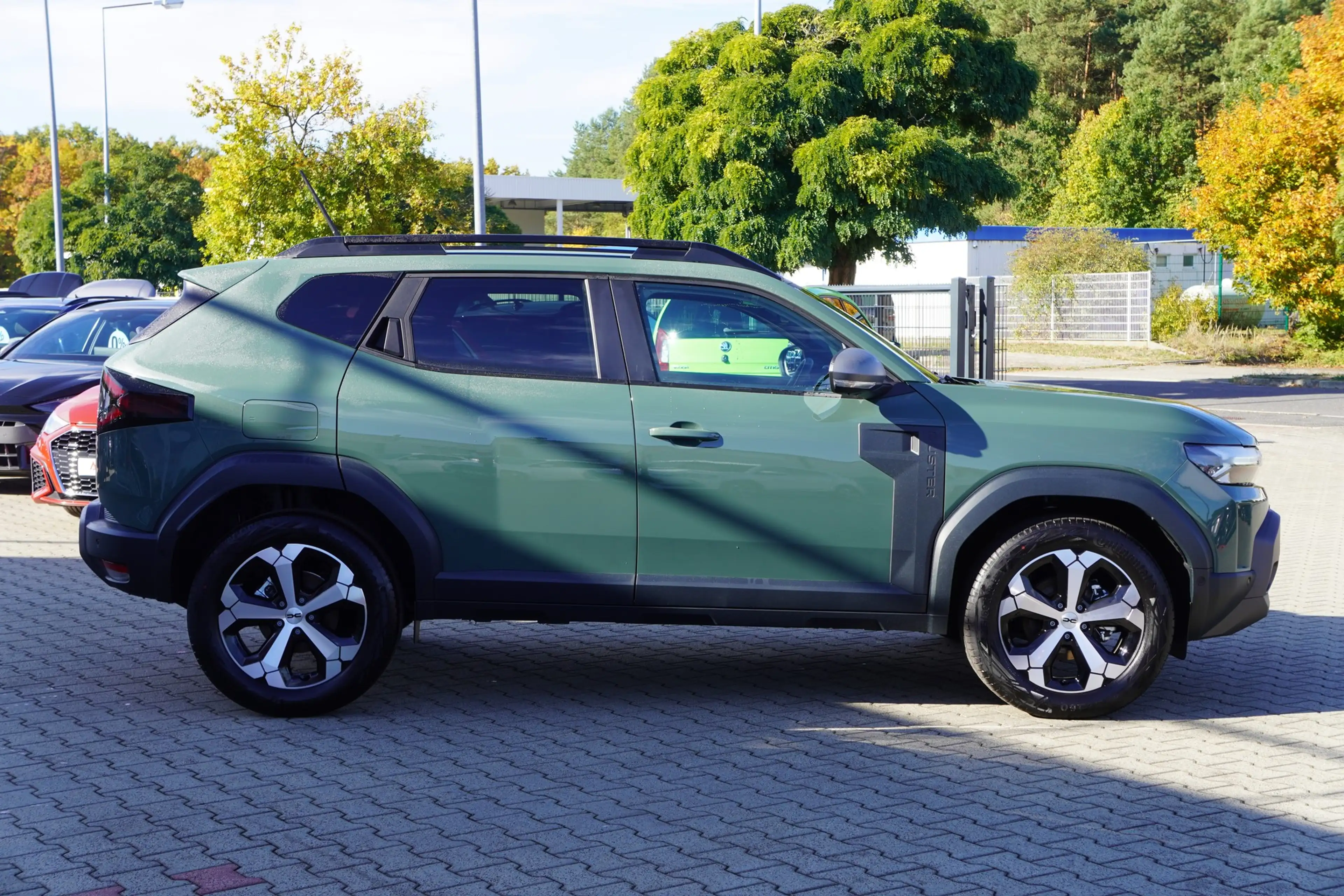 Dacia Duster Hybrid 155 Aut. LED ACC Navi — photo 7