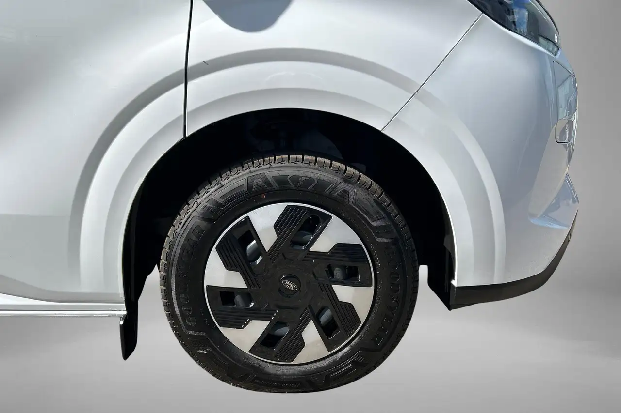Ford E-Transit 2026