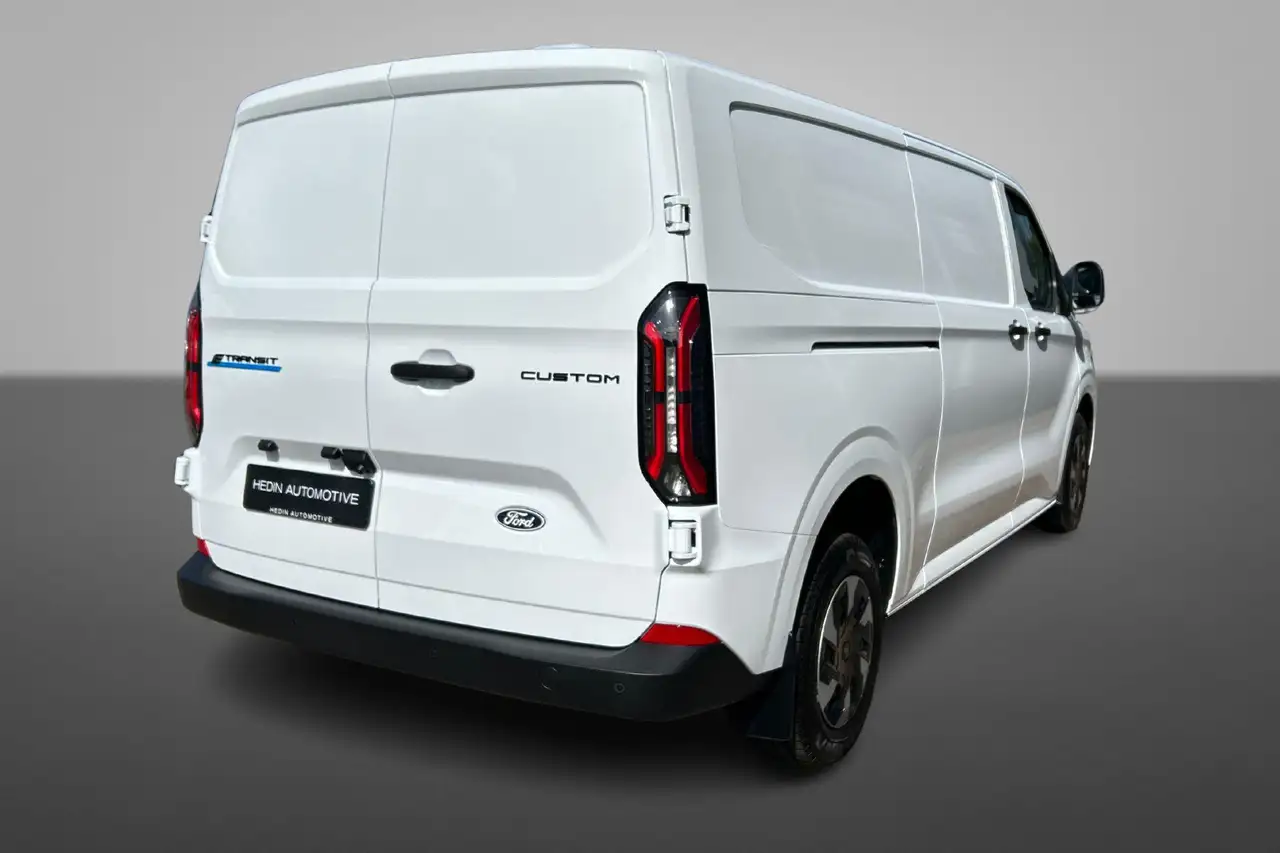 Ford E-Transit 2026