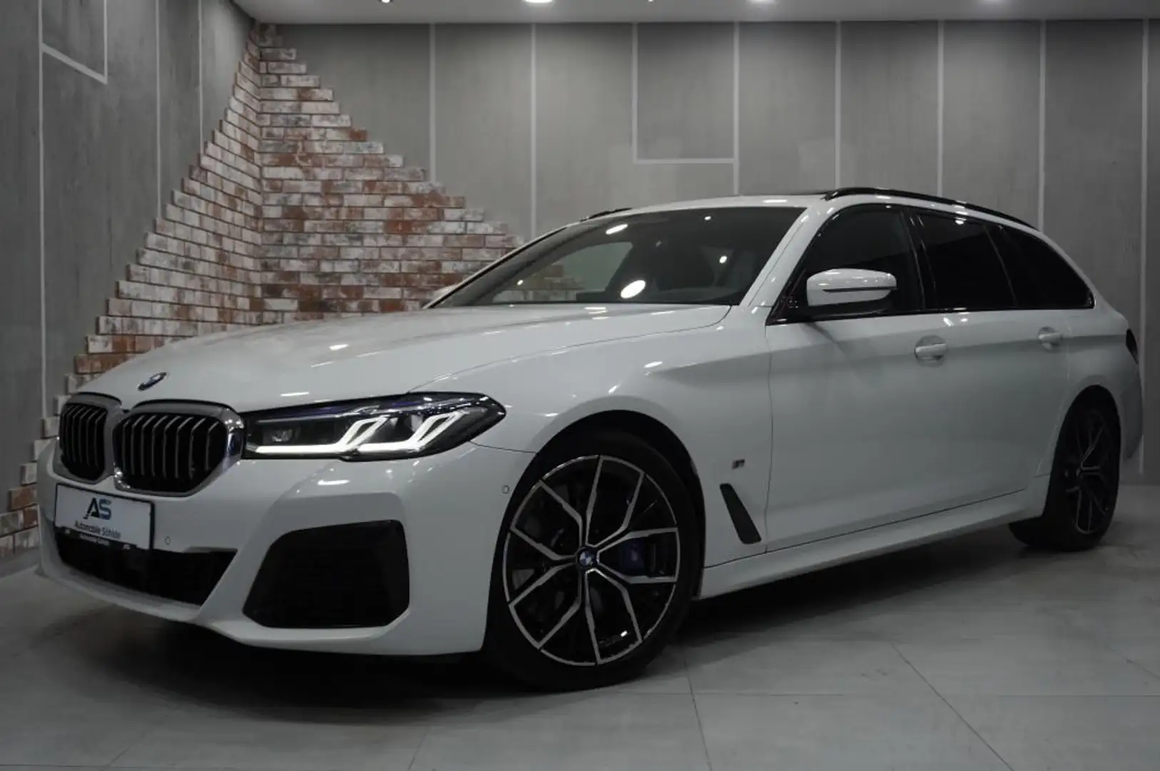BMW 530 d xDrive M-Sport Laser/HUD/Pano/Kamera/Kessy Bianco - 1