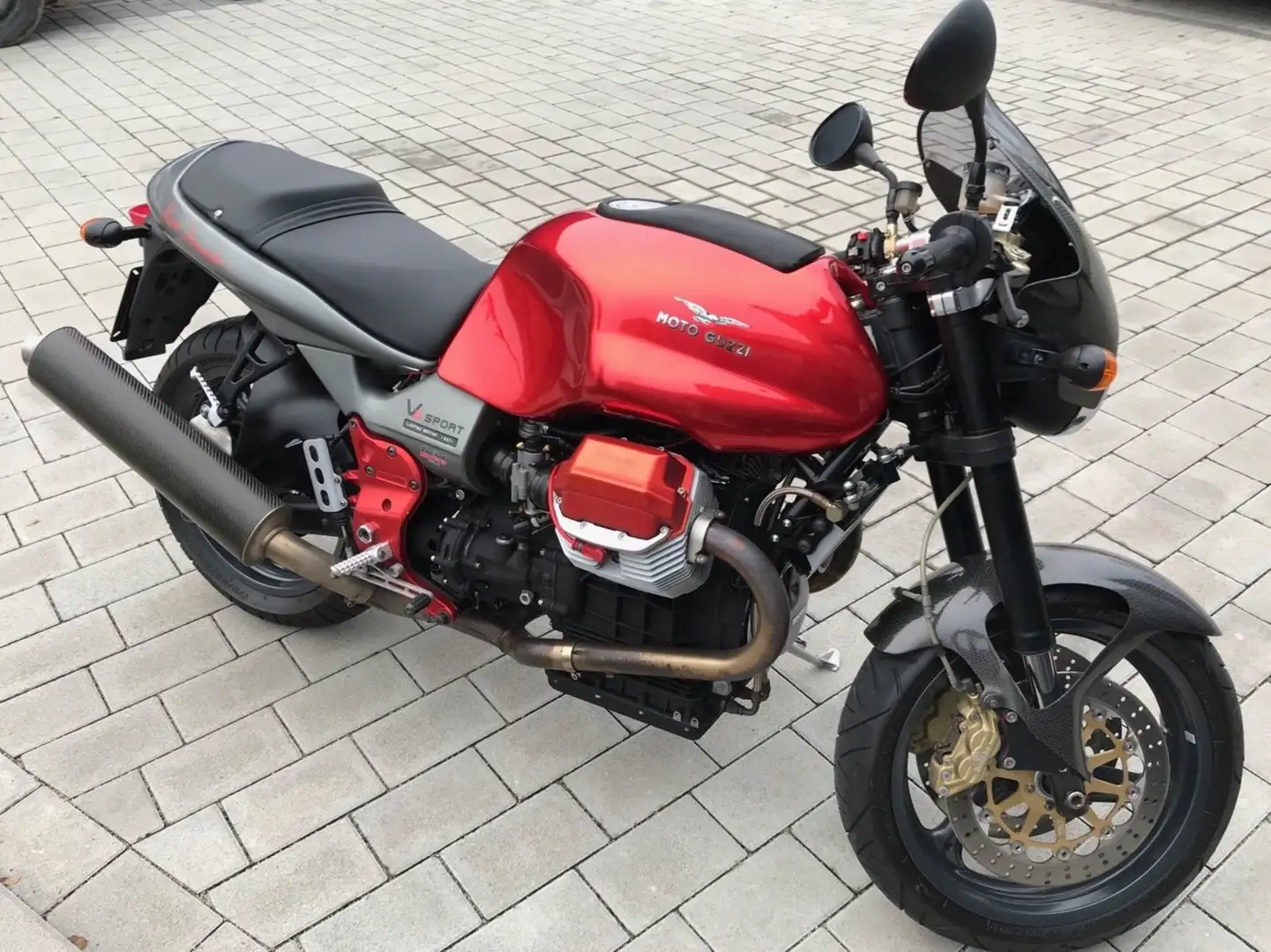 Moto Guzzi V 11 Czerwony - 2