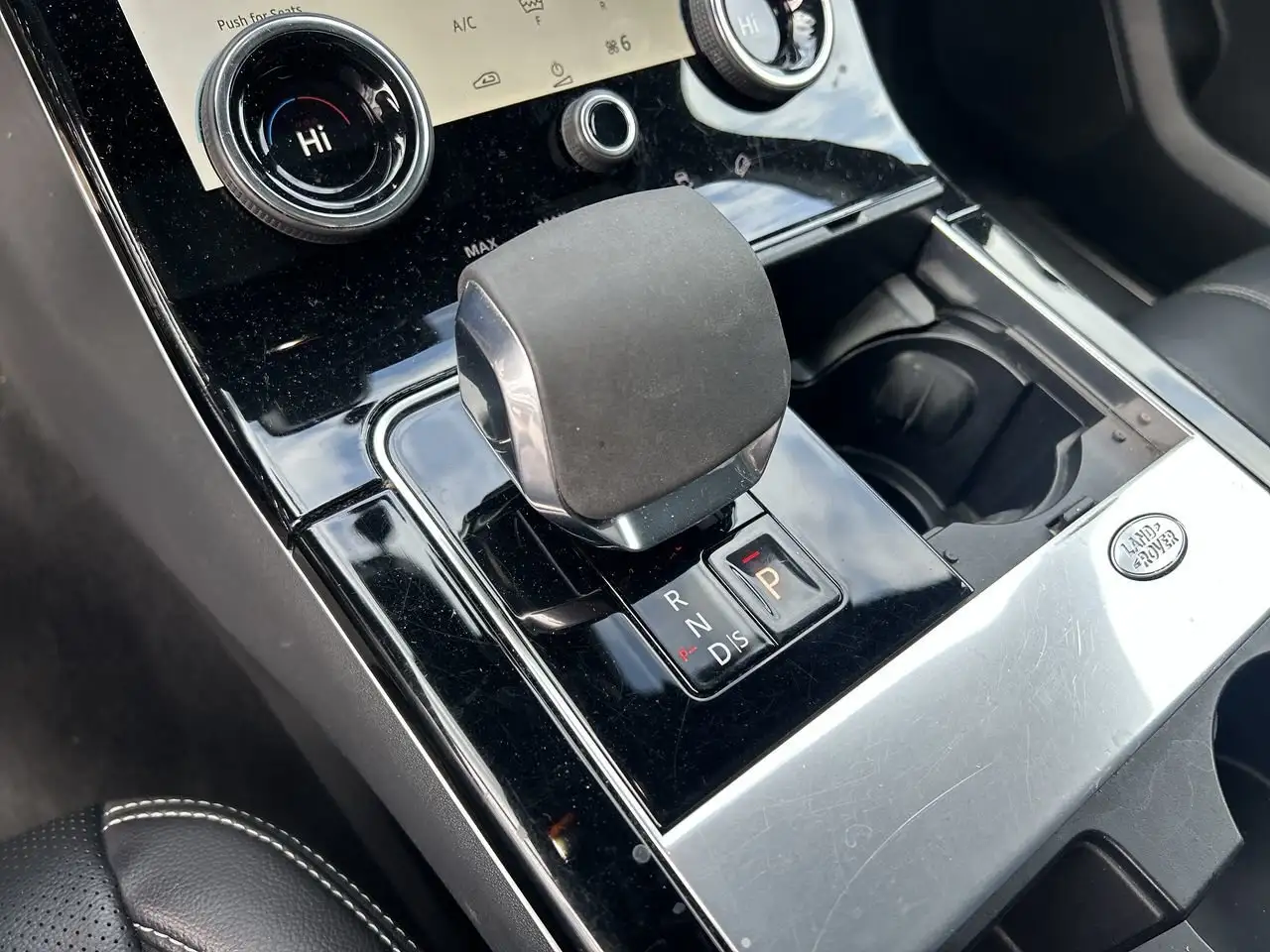 Land Rover Range Rover Velar снимка Land Rover Range Rover Velar