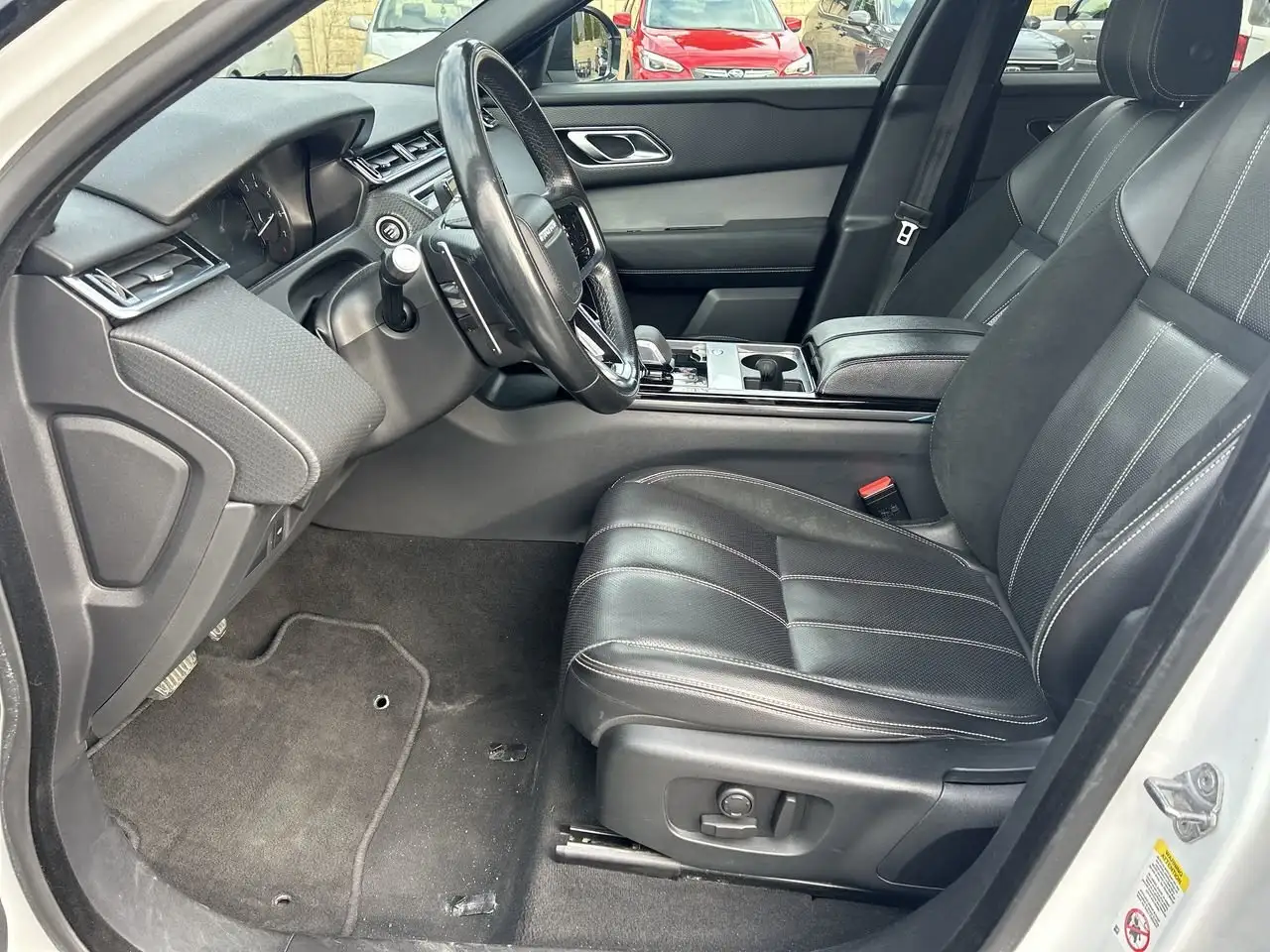 Land Rover Range Rover Velar снимка Land Rover Range Rover Velar
