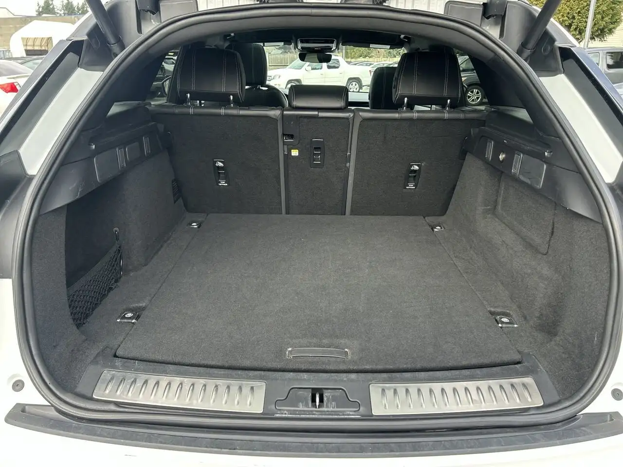Land Rover Range Rover Velar снимка Land Rover Range Rover Velar