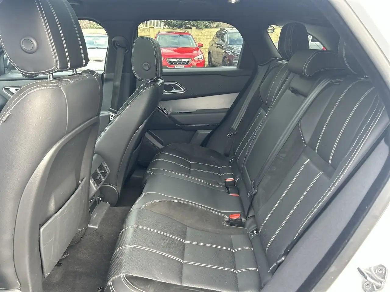 Land Rover Range Rover Velar снимка Land Rover Range Rover Velar