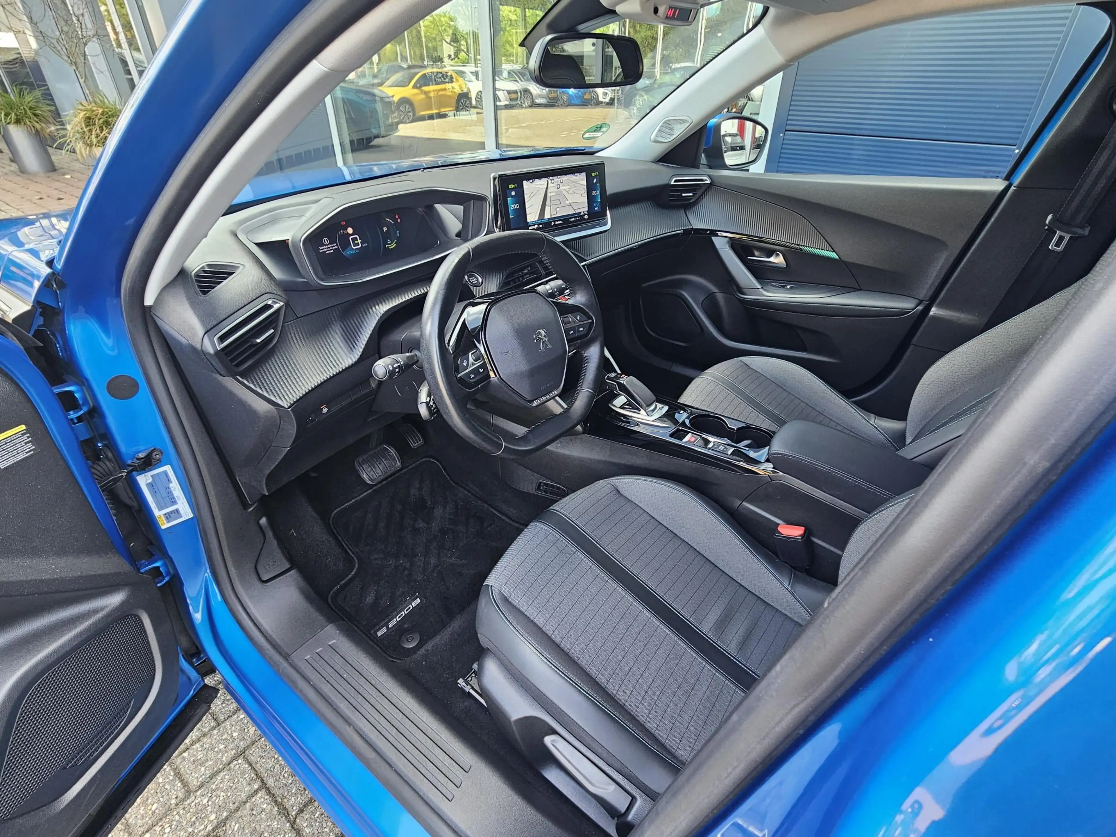 Peugeot e-2008 EV Blue Lease Allure 50 kWh SOH 92% | Cruise Contr — photo 22
