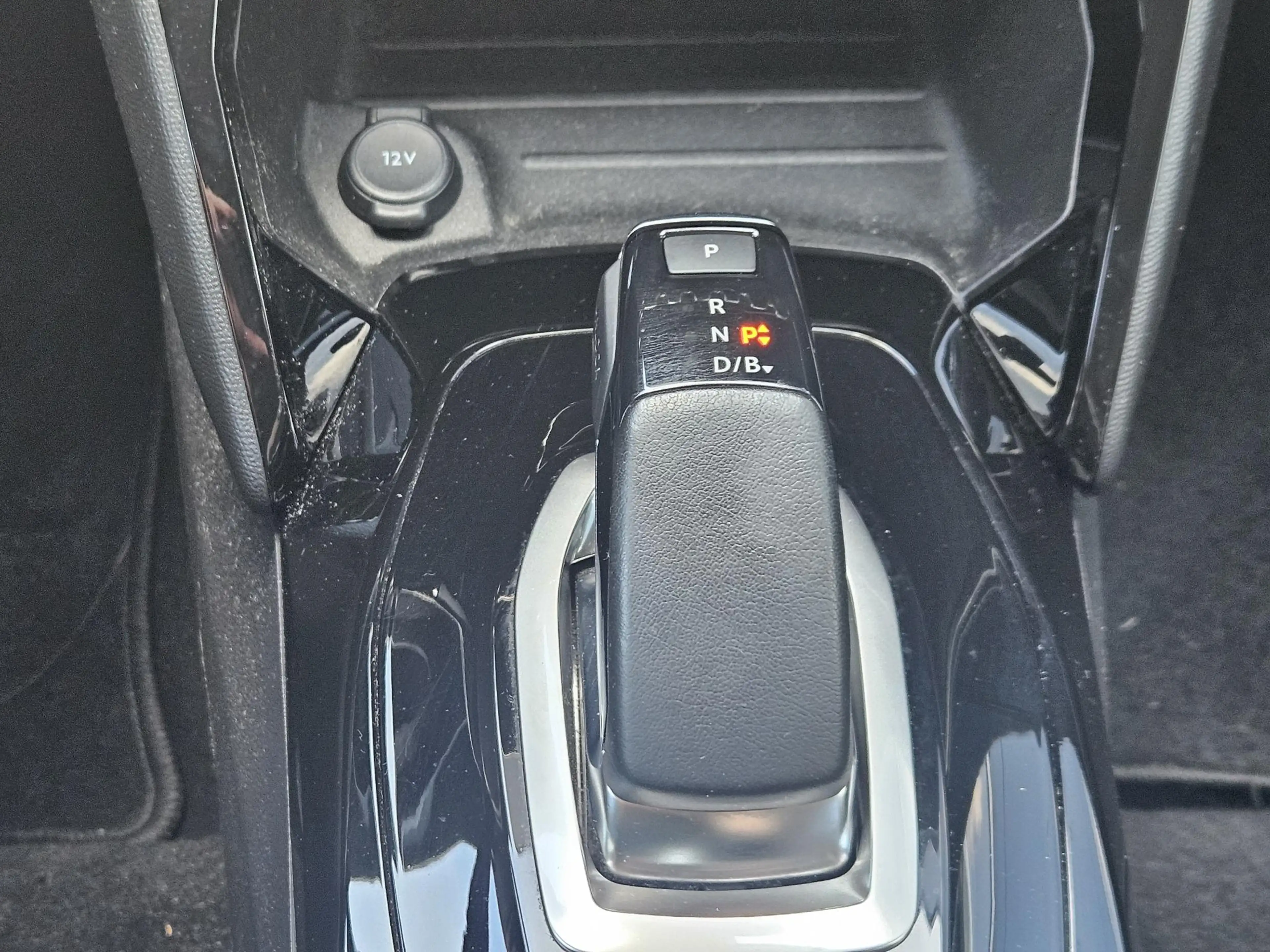 Peugeot e-2008 EV Blue Lease Allure 50 kWh SOH 92% | Cruise Contr — photo 30