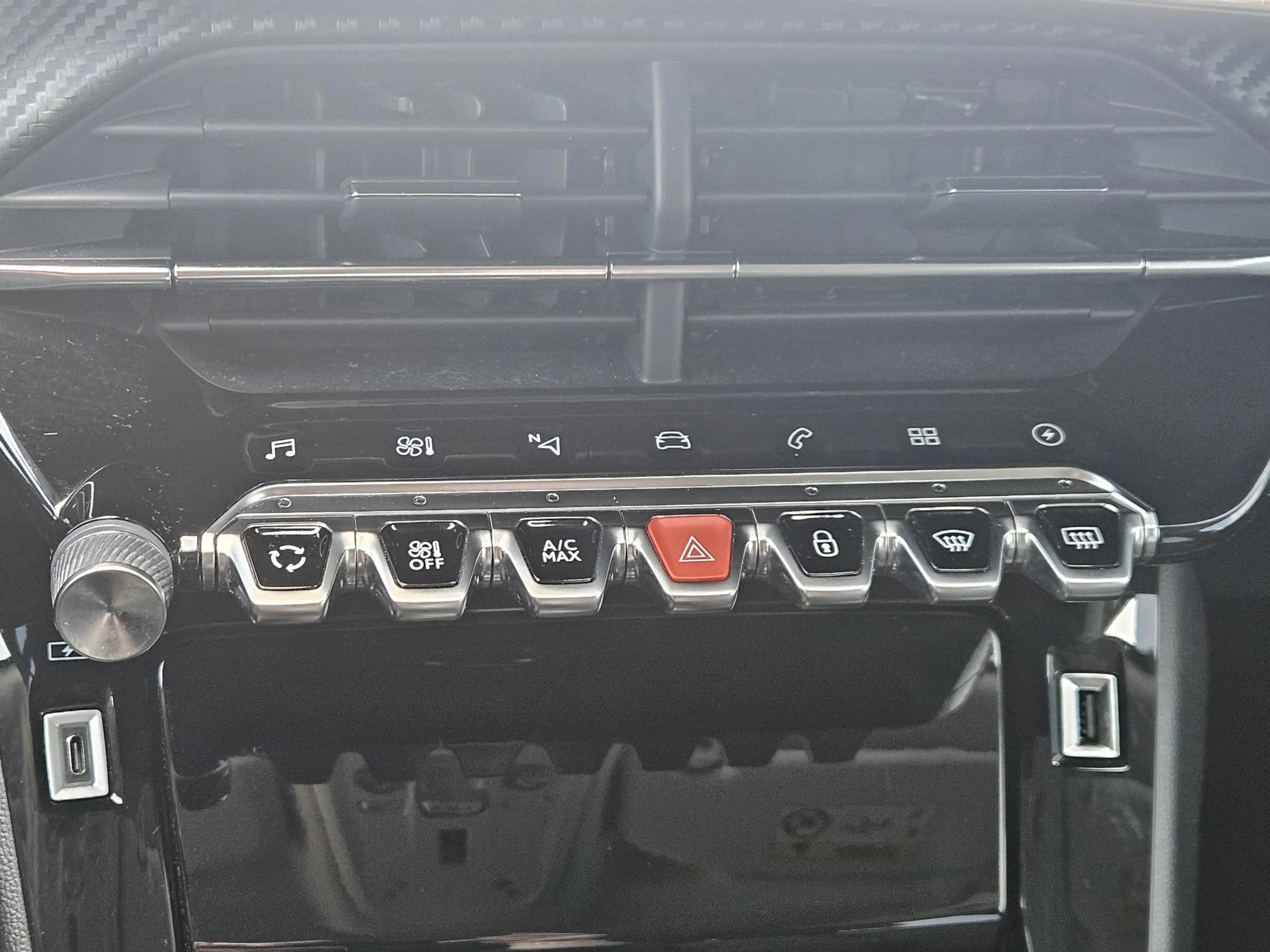 Peugeot e-2008 EV Blue Lease Allure 50 kWh SOH 92% | Cruise Contr — photo 31
