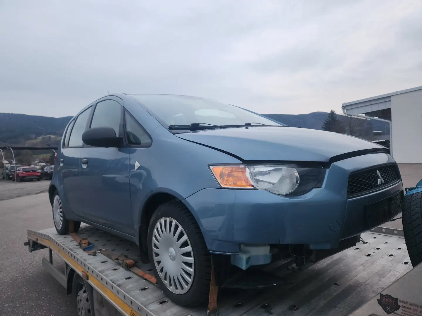 Mitsubishi Colt 5dr 1,1 MPI Austria Edition - 1