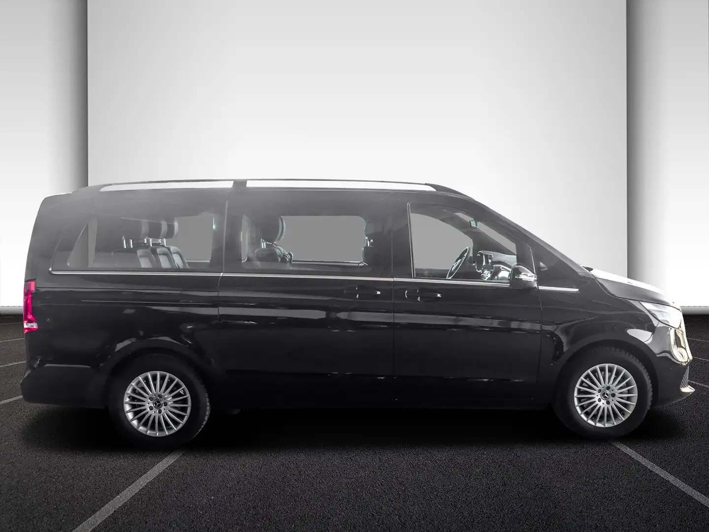 Mercedes-Benz EQV 300 Avantgarde Line,lang,7Sitze,2xKlima,LED Zwart - 2