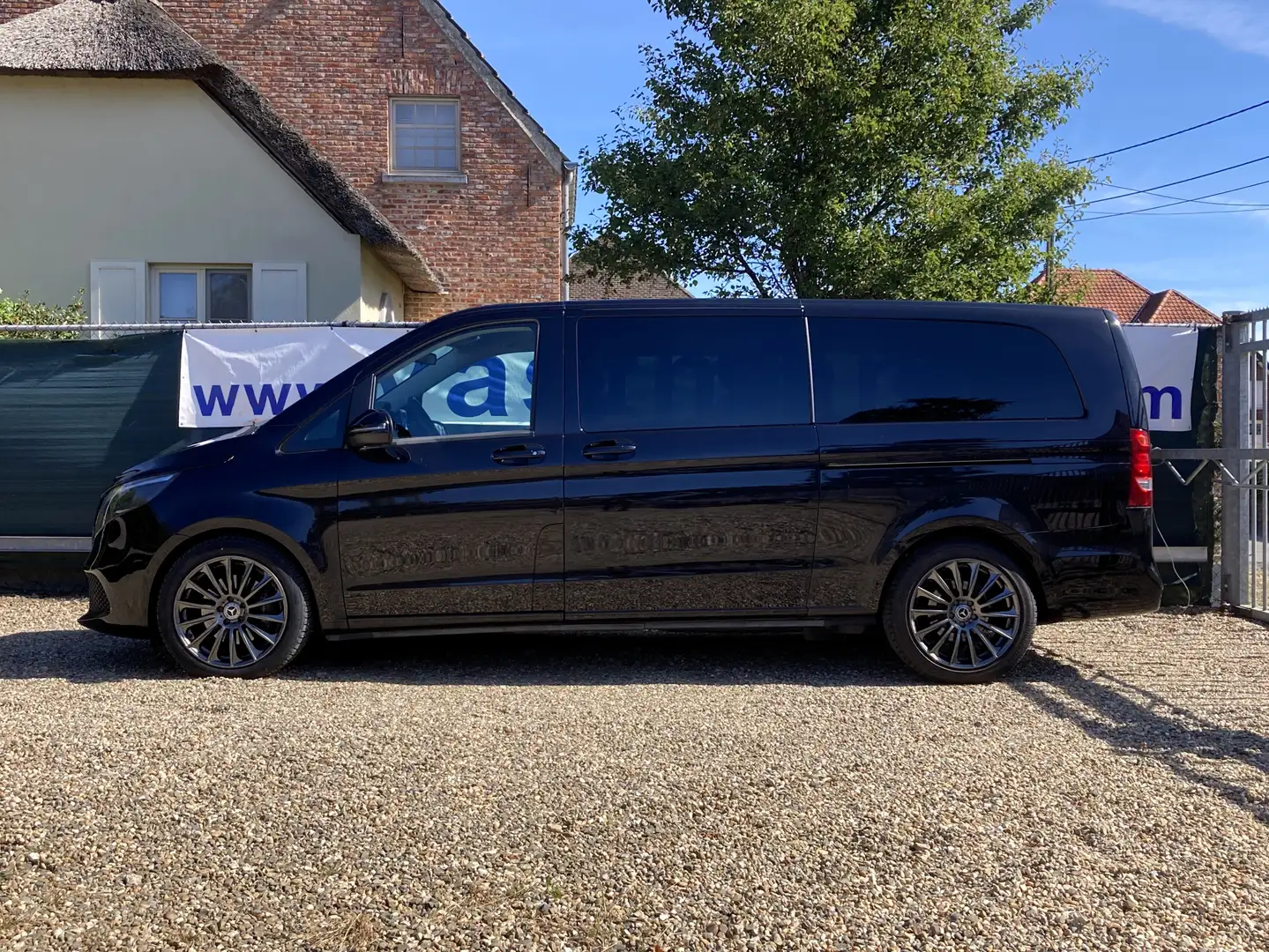 Mercedes-Benz V 220 d XXL - LWB - A3 - Extra Lang / Leder / Camera Schwarz - 2