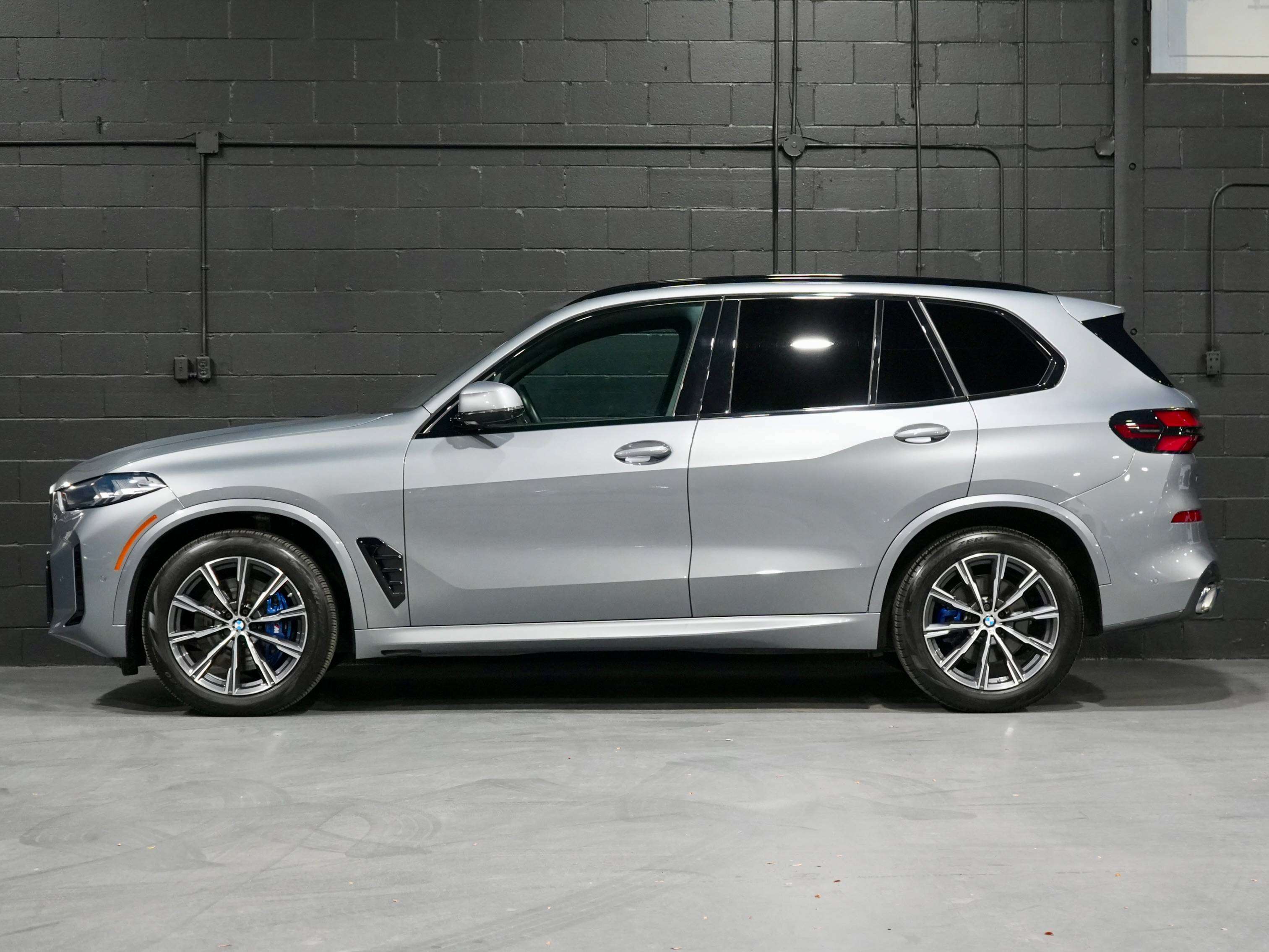 2025 BMW X5