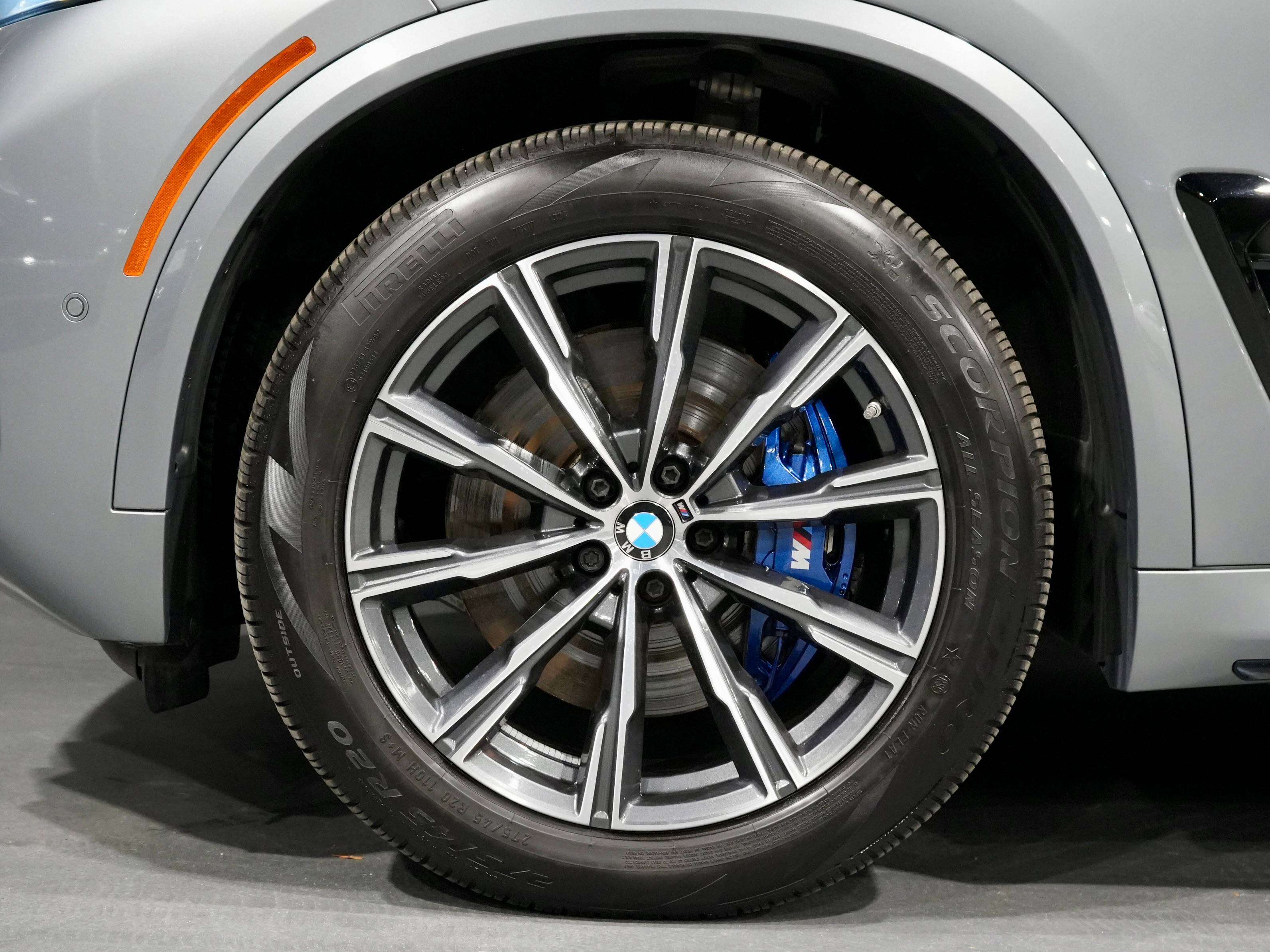 2025 BMW X5