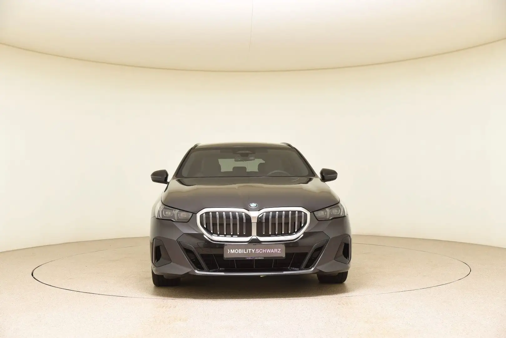 BMW 520 d xDrive Touring M Sport DrivAssPro*UVP77.880 Grigio - 2