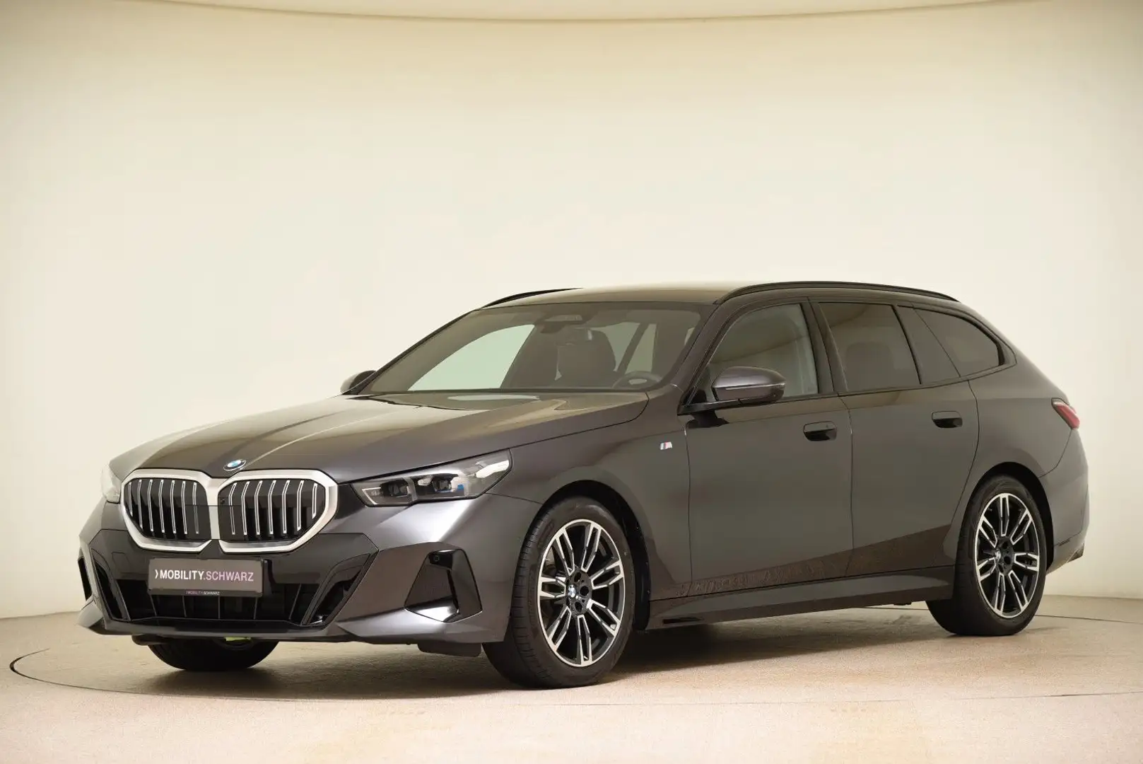 BMW 520 d xDrive Touring M Sport DrivAssPro*UVP77.880 Grigio - 1