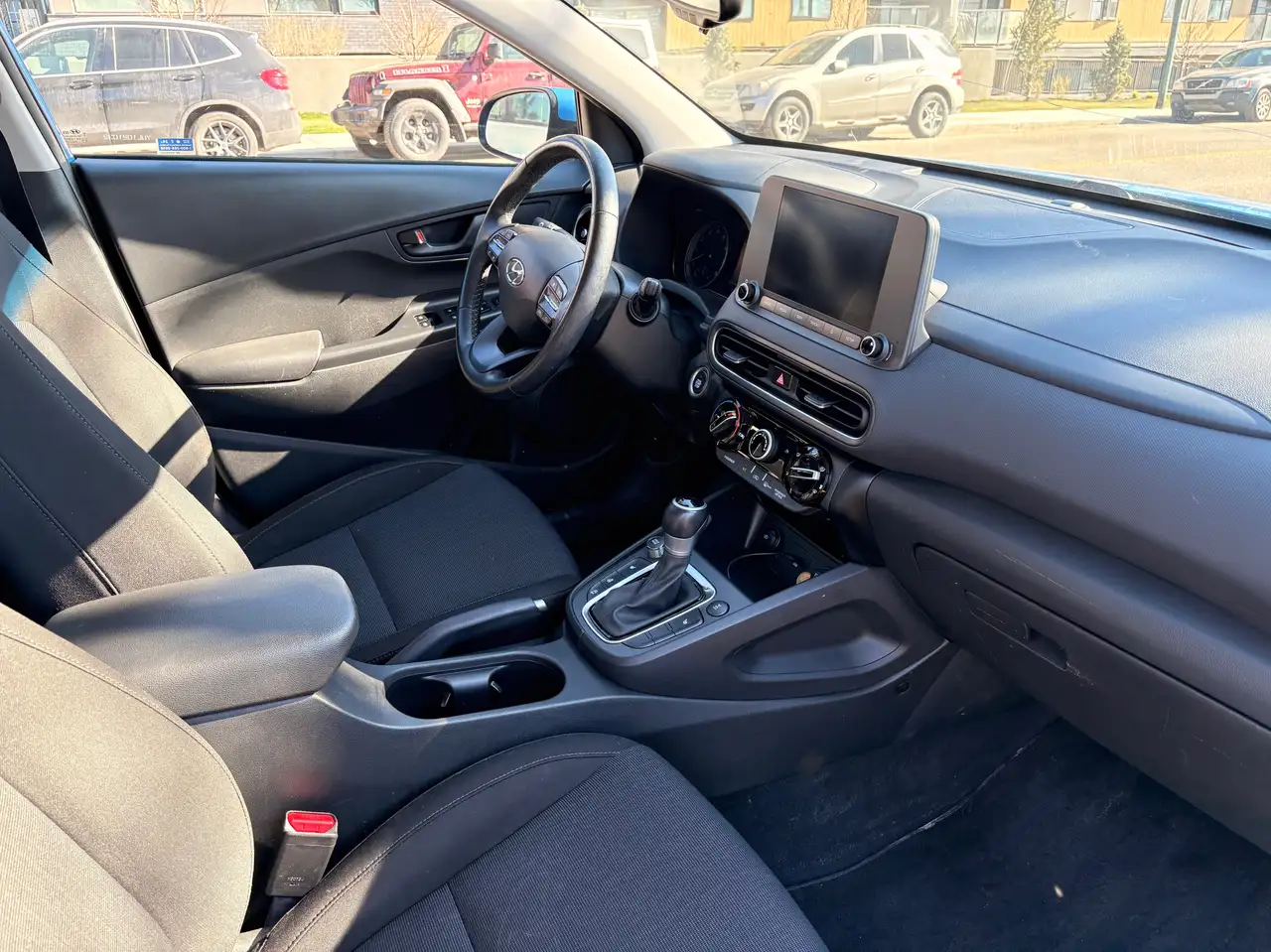 Hyundai KONA снимка Hyundai KONA