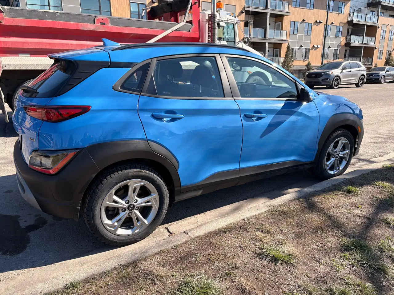 Hyundai KONA снимка Hyundai KONA
