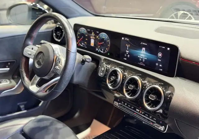 Mercedes-Benz A Class view 16