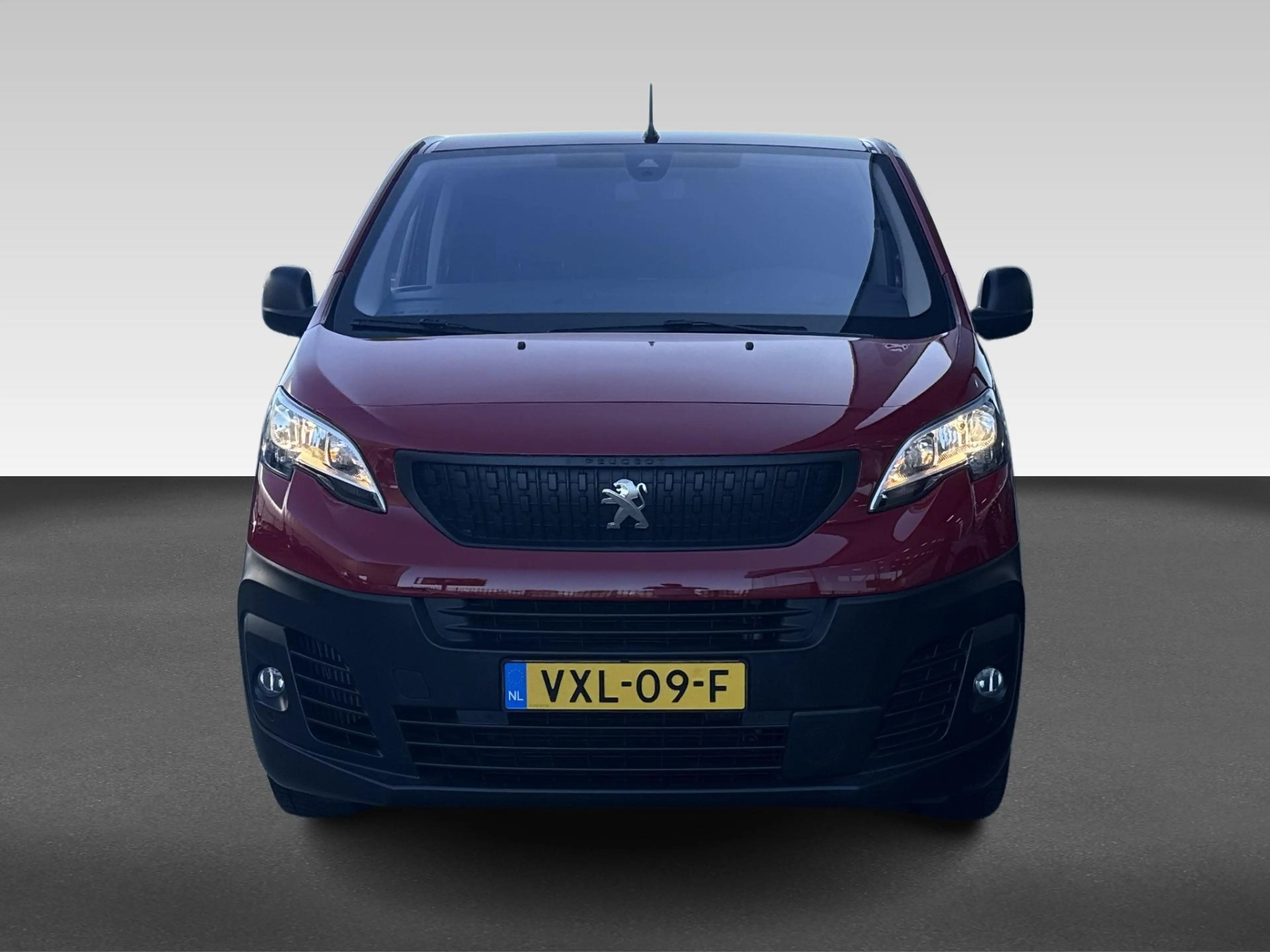 Peugeot Expert 2.0 BlueHDI 180 S&S DC | 2 zitplaatsen rechtsvoor — photo 7