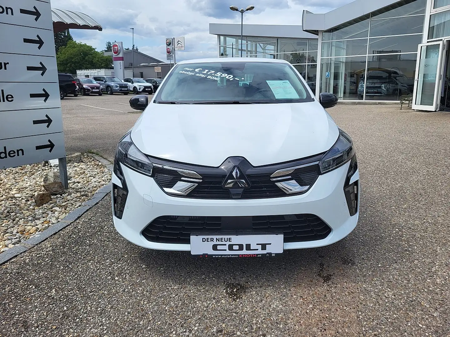 Mitsubishi Colt 1,0 MPI-T Invite Blanco - 2