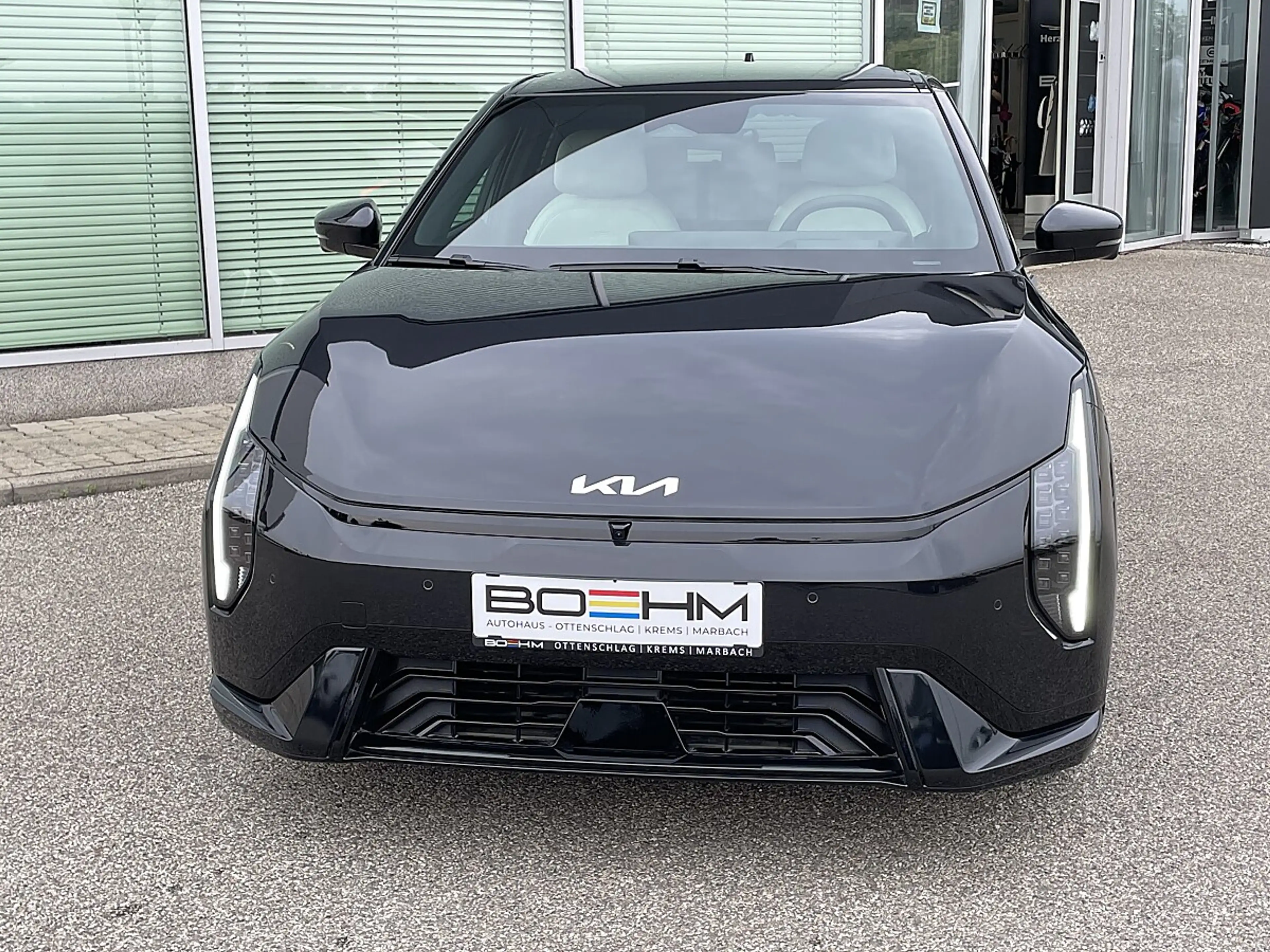 Kia EV4 HB FWD 81,4kWh GT-Line — photo 3