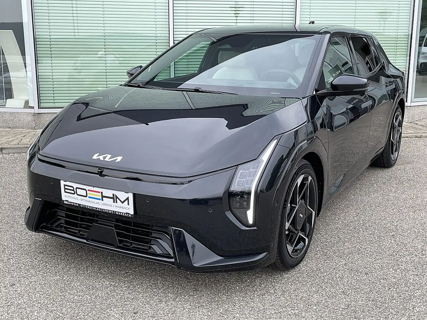 Kia EV4 HB FWD 81,4kWh GT-Line Schwarz - 2